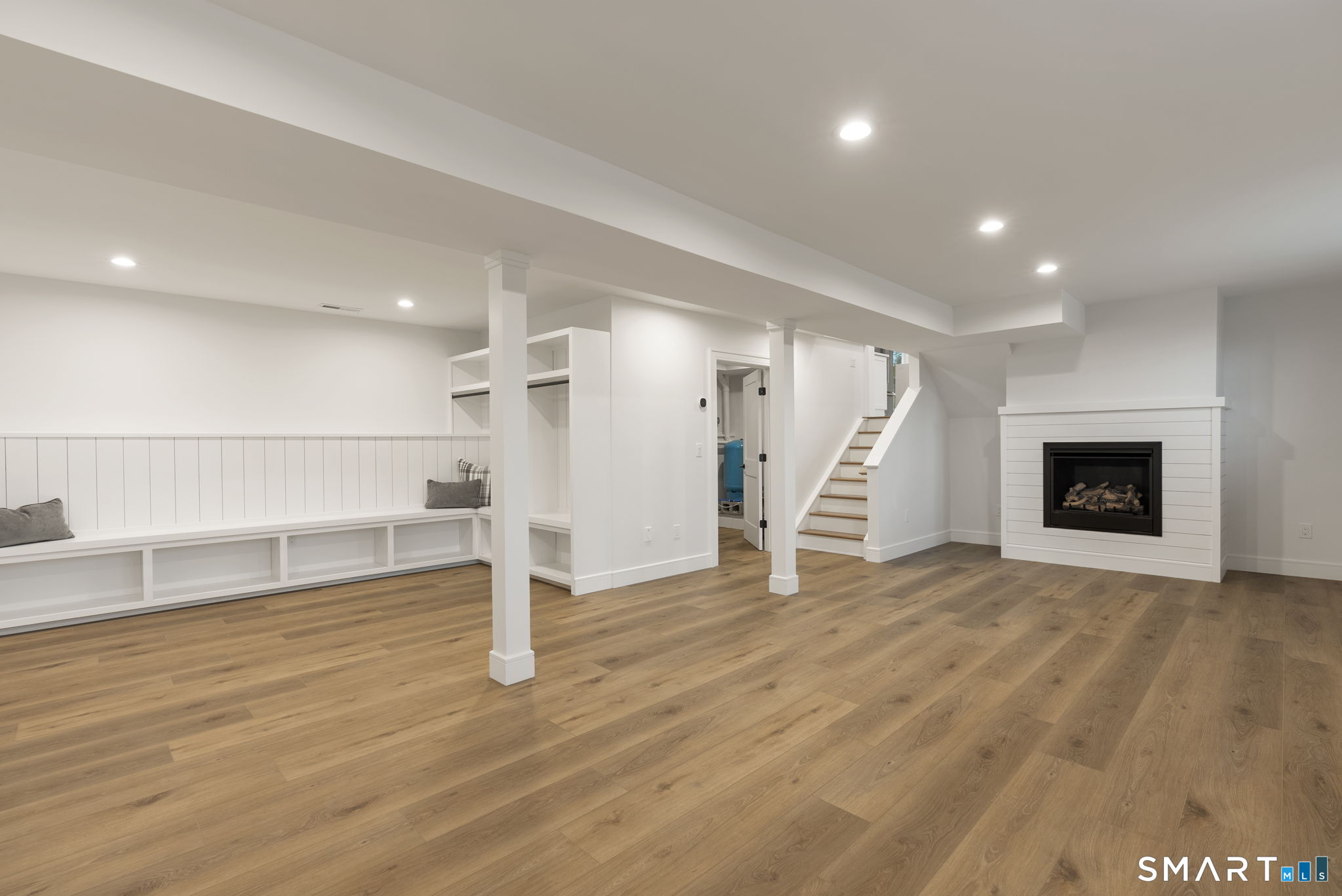 52 Curtis Road