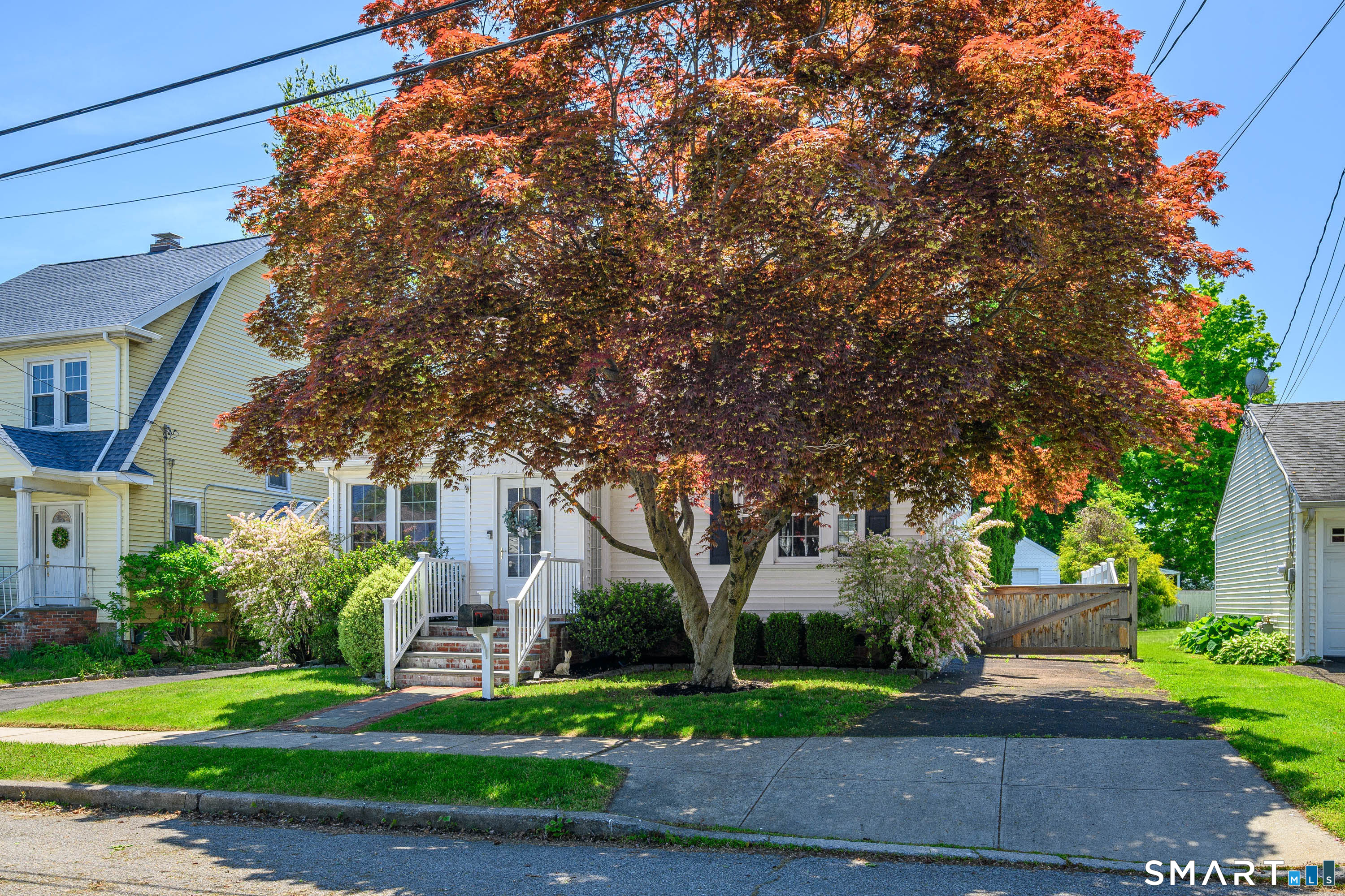 48 Bungalow Park