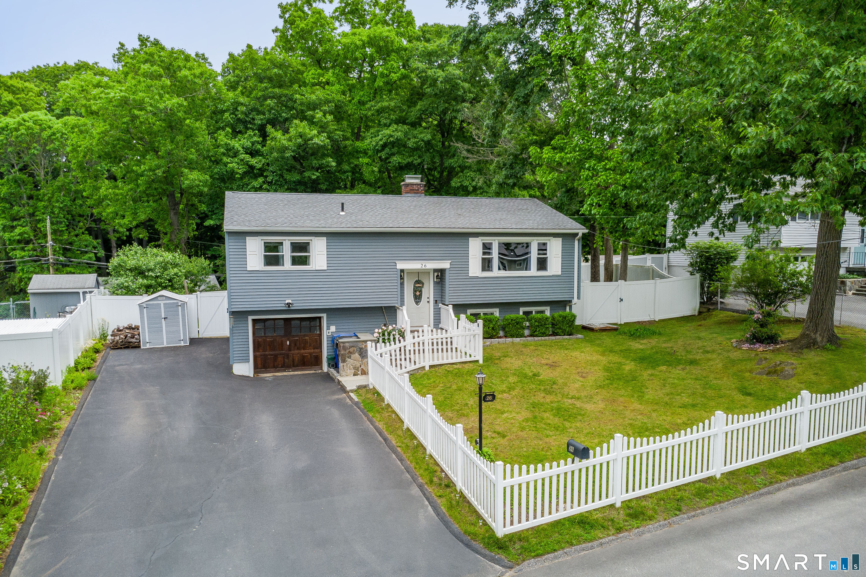 26 Pleasant Street