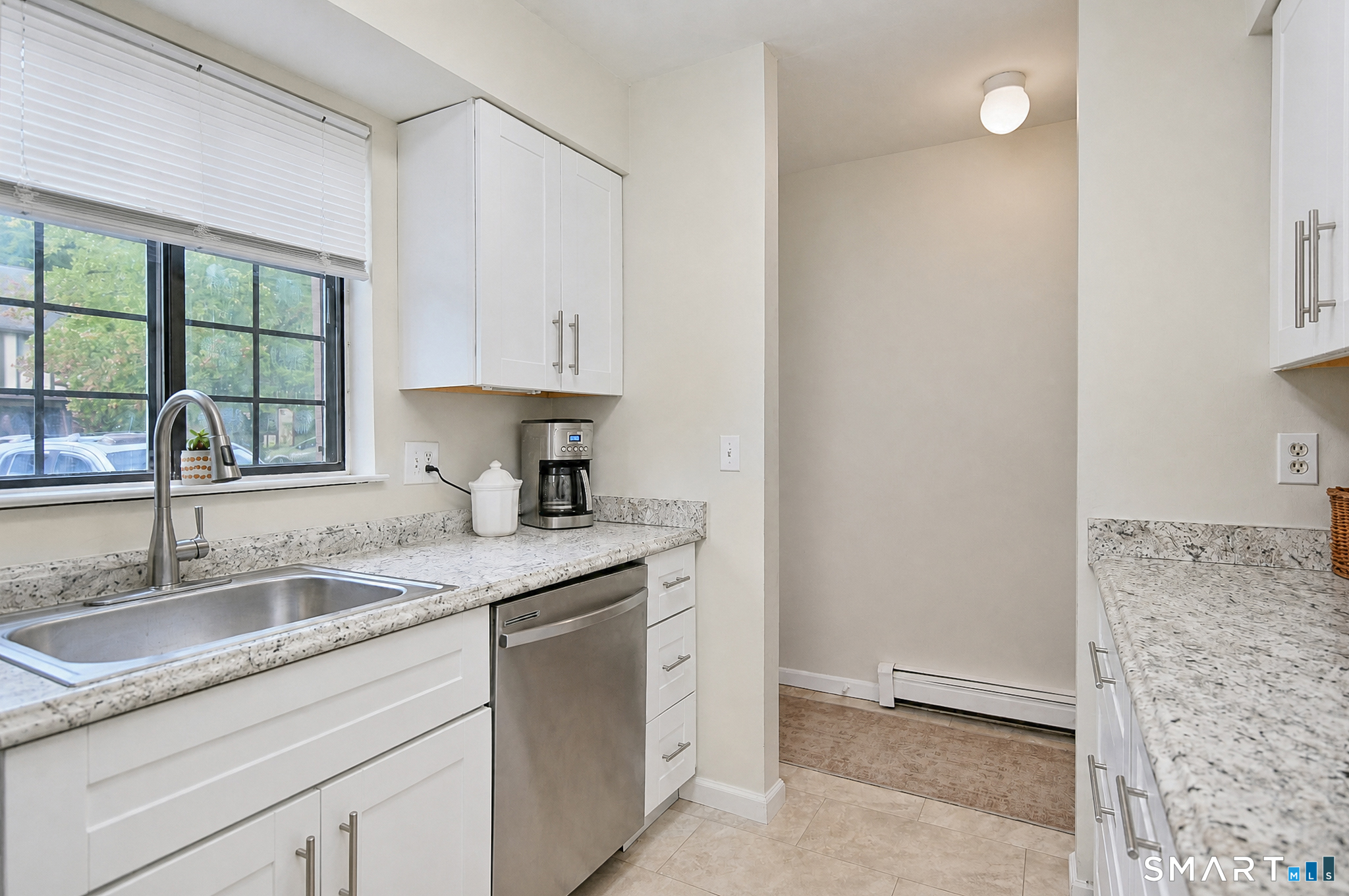 19 Eden Court Unit: 19