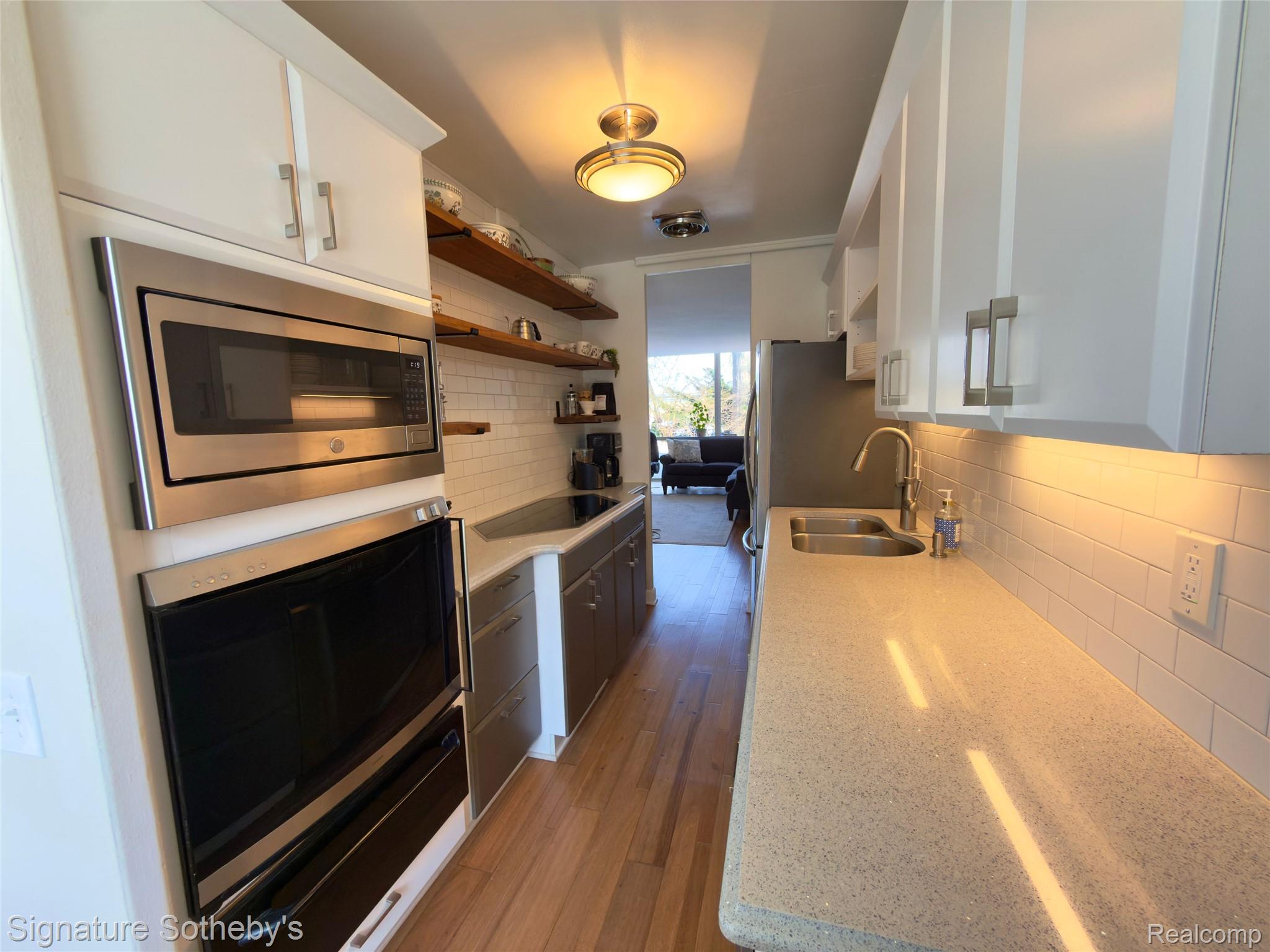 1414 Joliet Place
