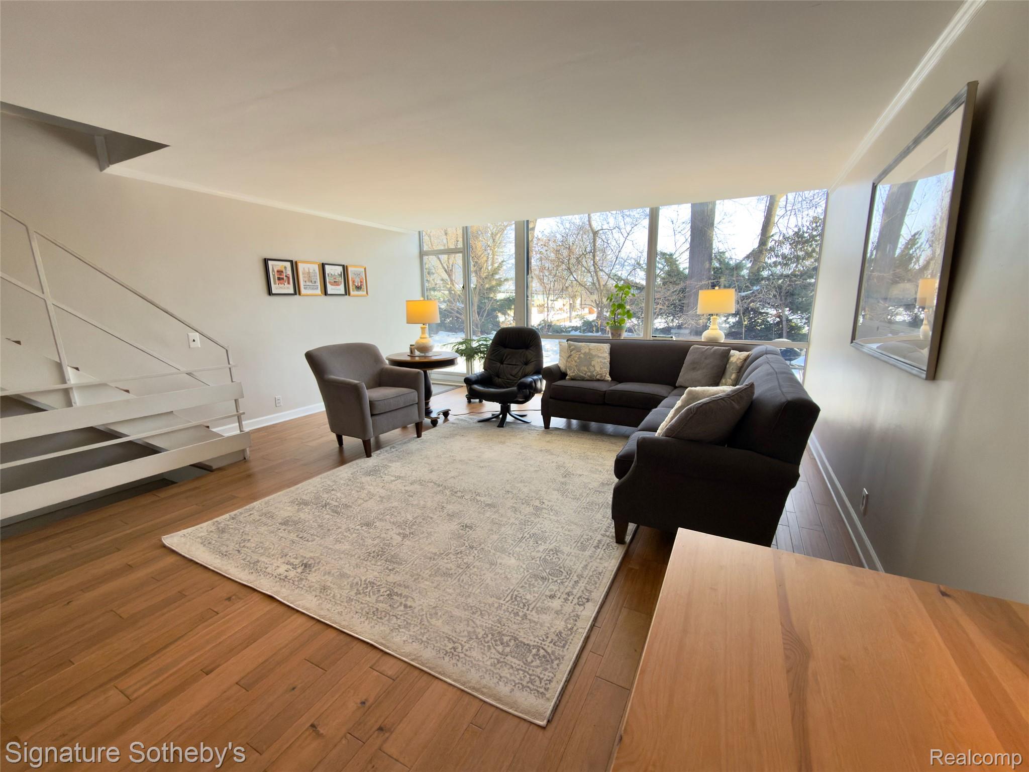 1414 Joliet Place