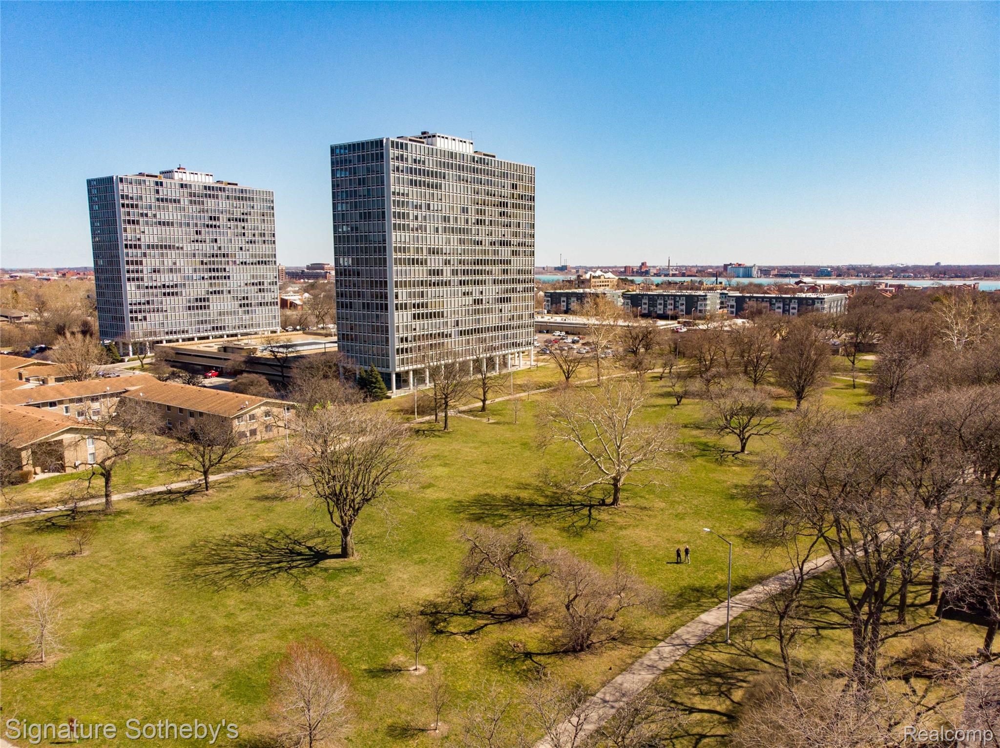 1414 Joliet Place