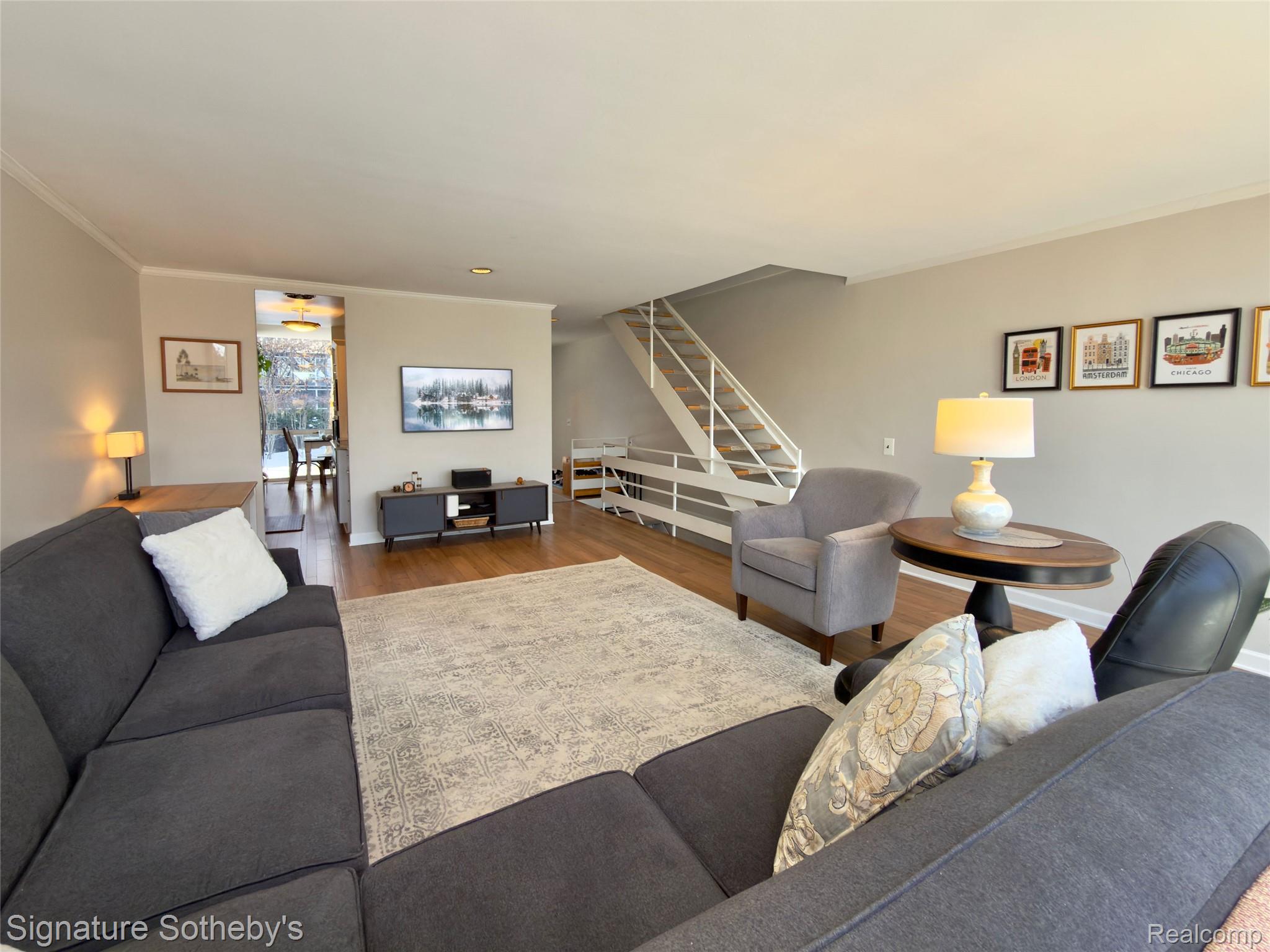 1414 Joliet Place
