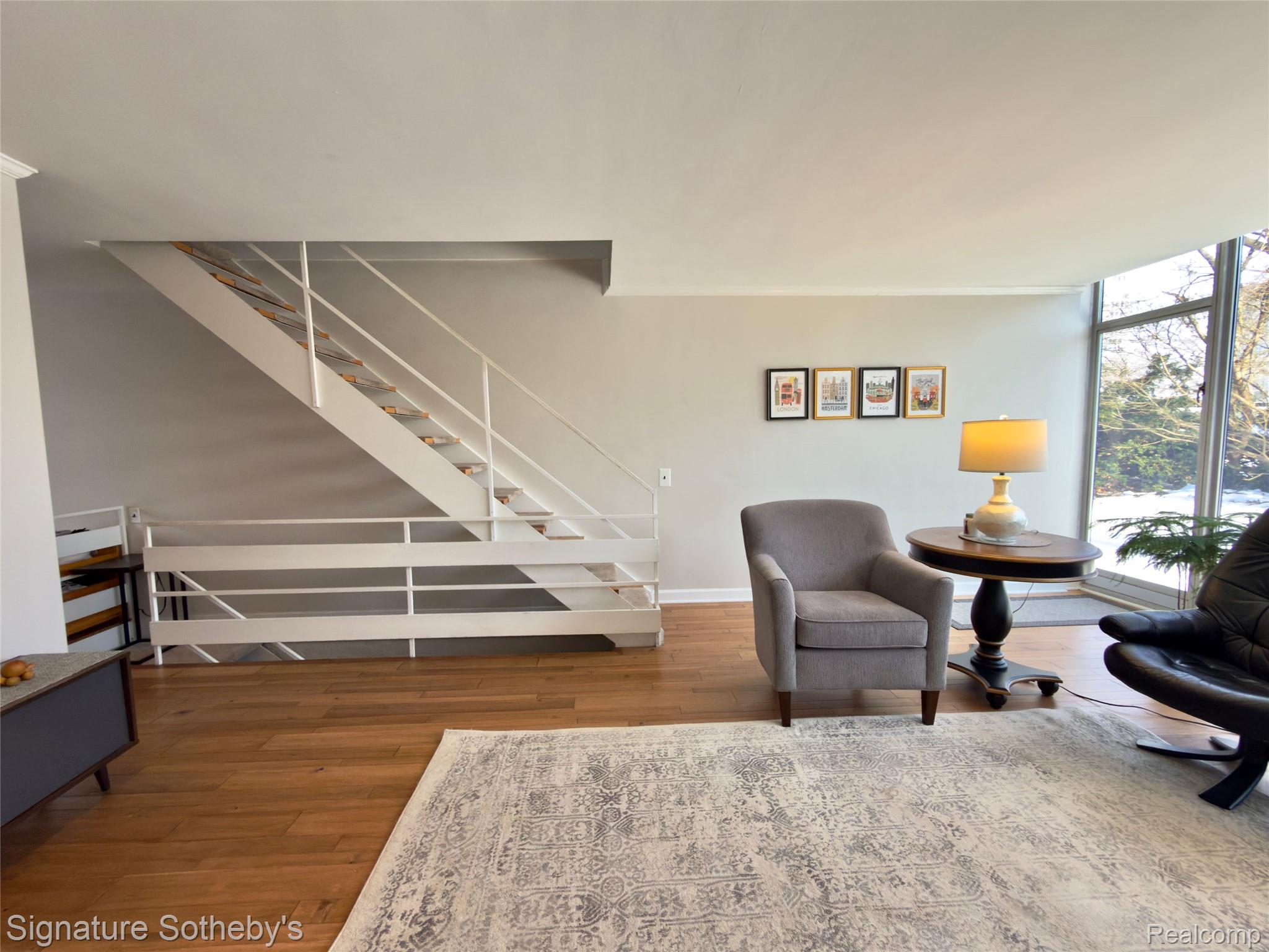 1414 Joliet Place