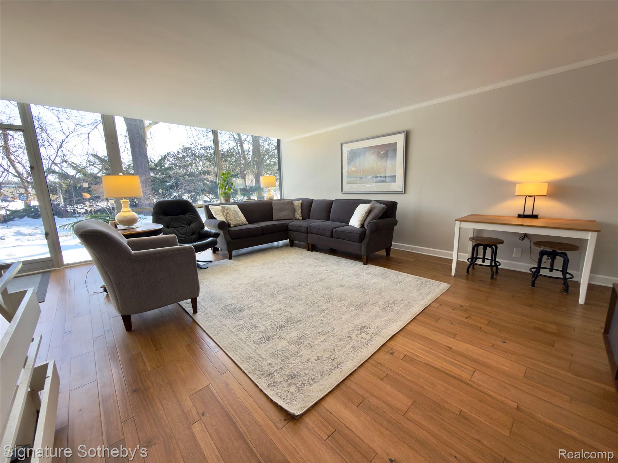 1414 Joliet Place