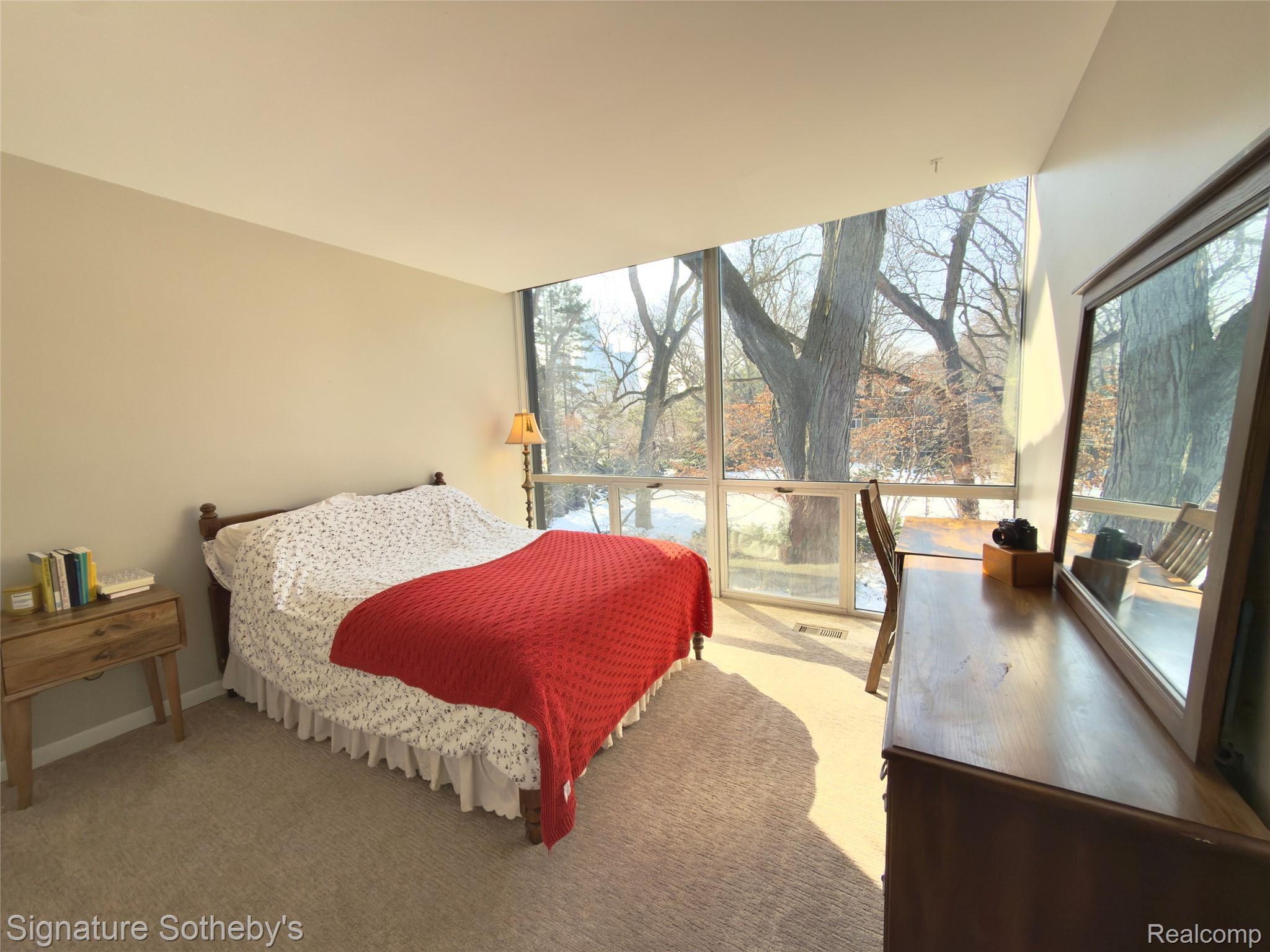 1414 Joliet Place