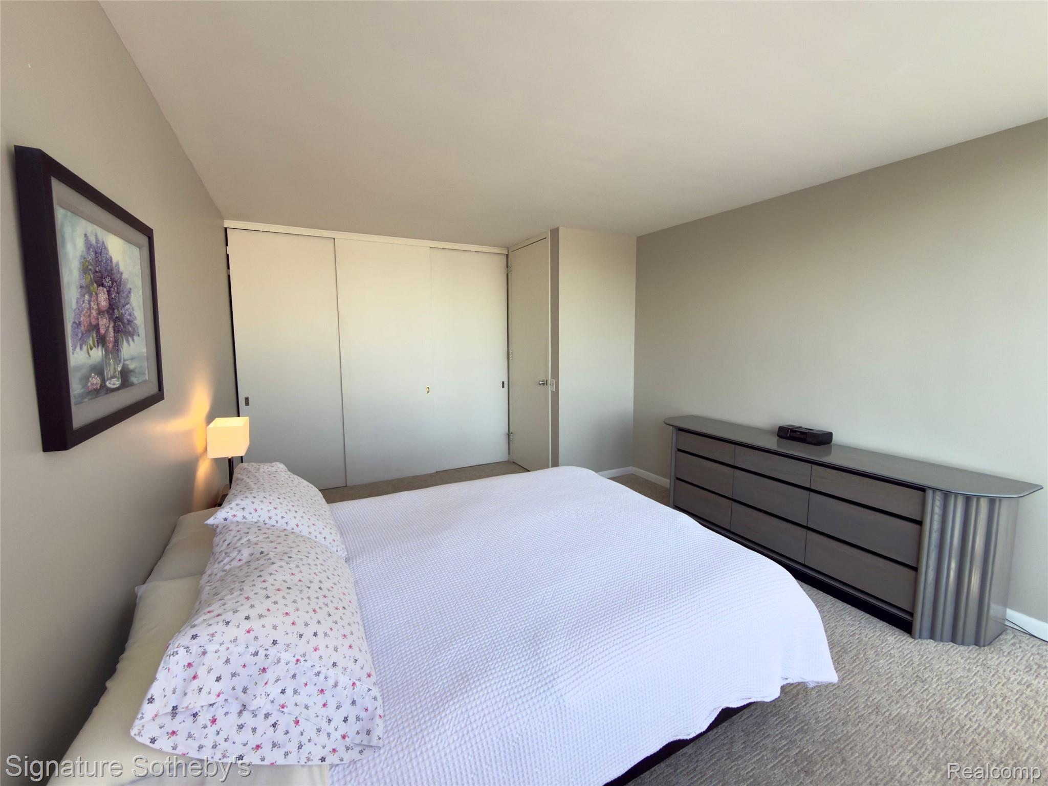 1414 Joliet Place
