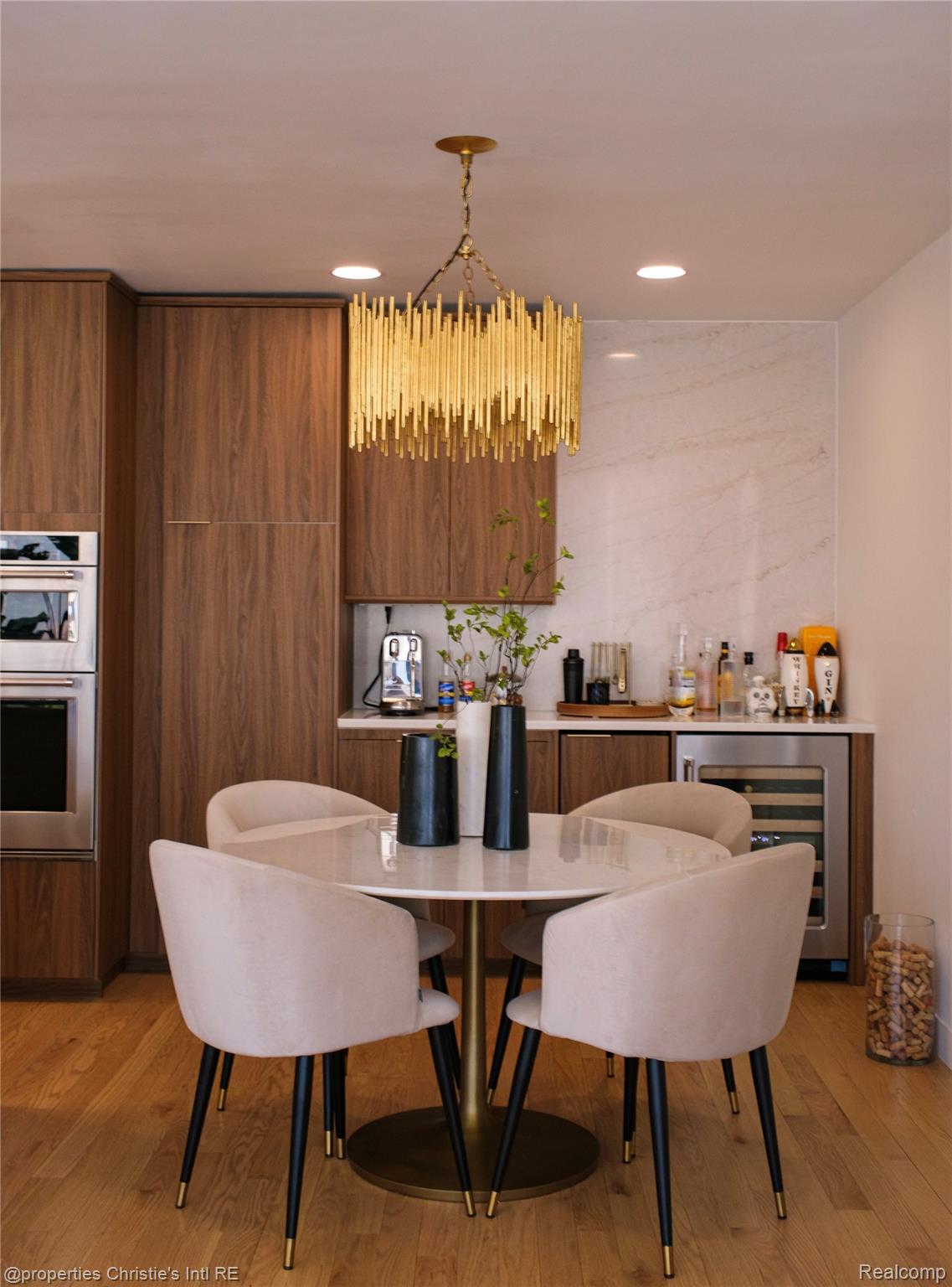 1929 ORLEANS Street 3