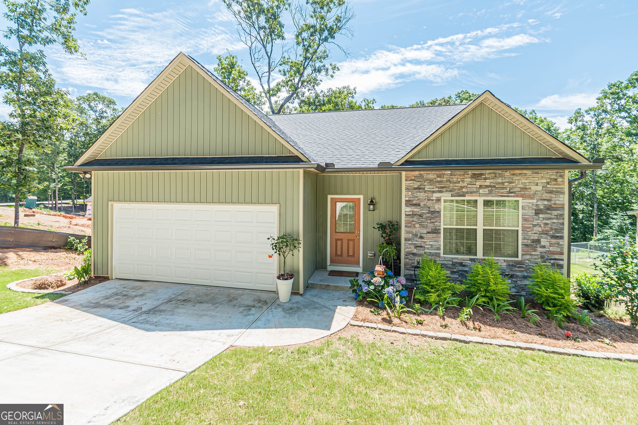 3905 Sea Court
