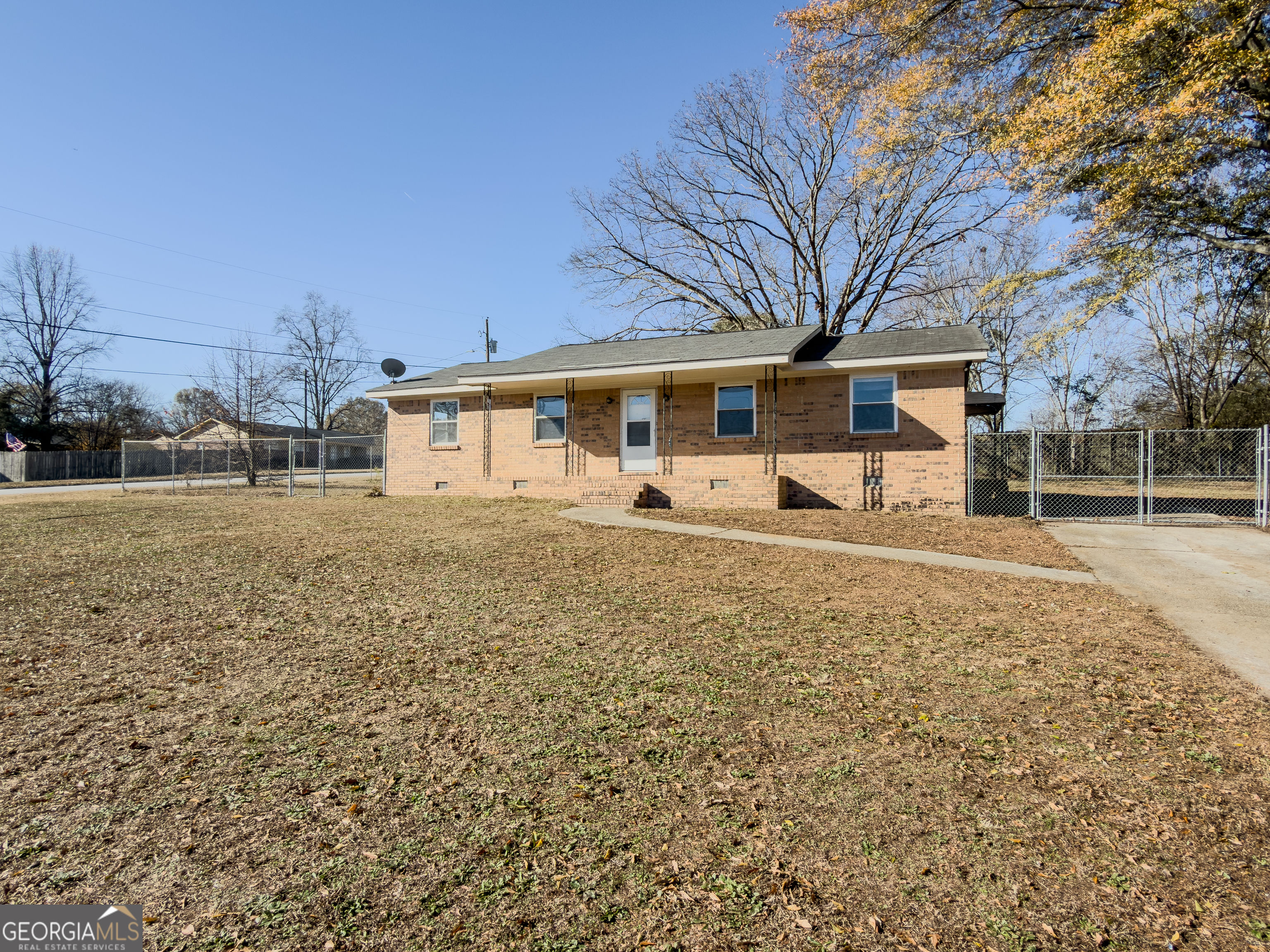 1611 Wesley Way NW