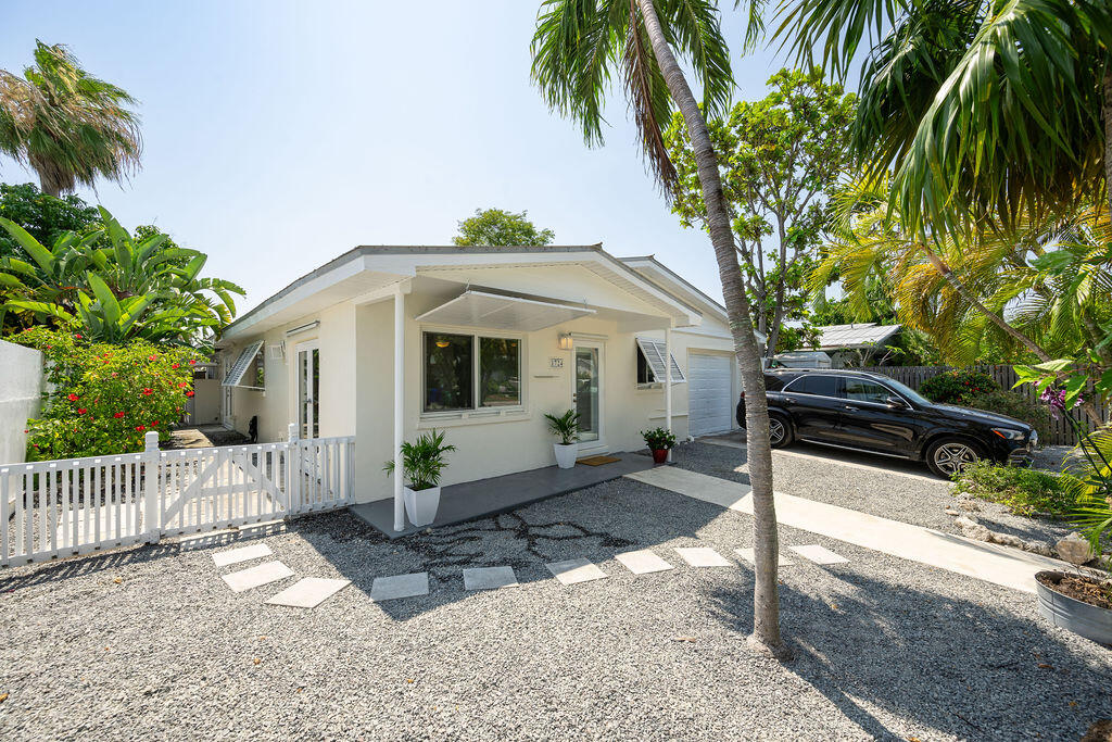 1724 Bahama Drive