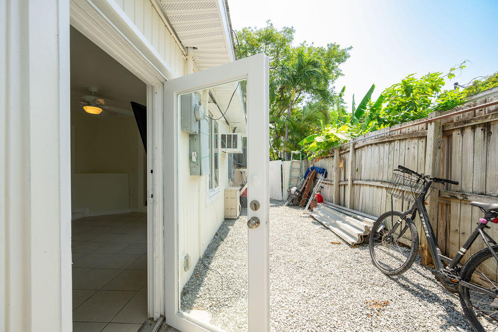 1724 Bahama Drive