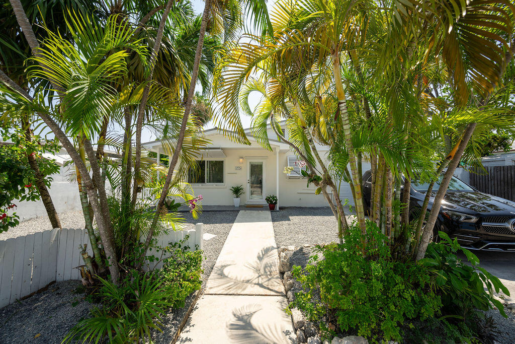 1724 Bahama Drive