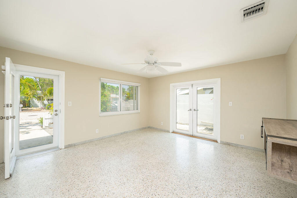 1724 Bahama Drive