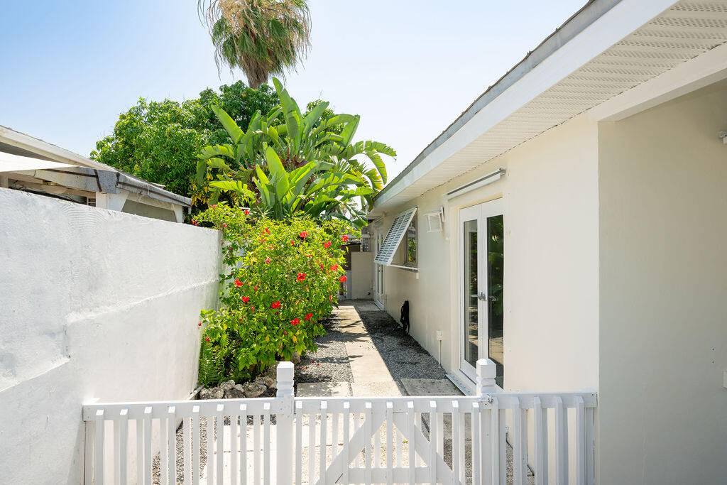 1724 Bahama Drive