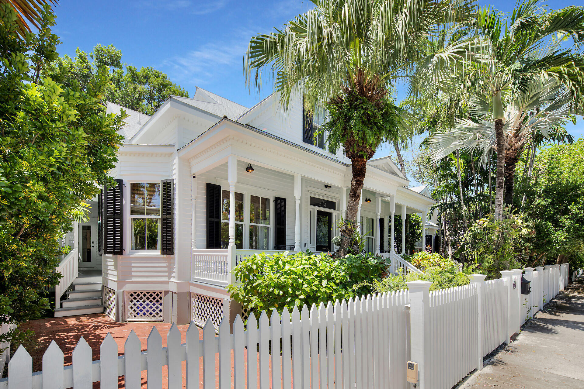 524 Frances Street