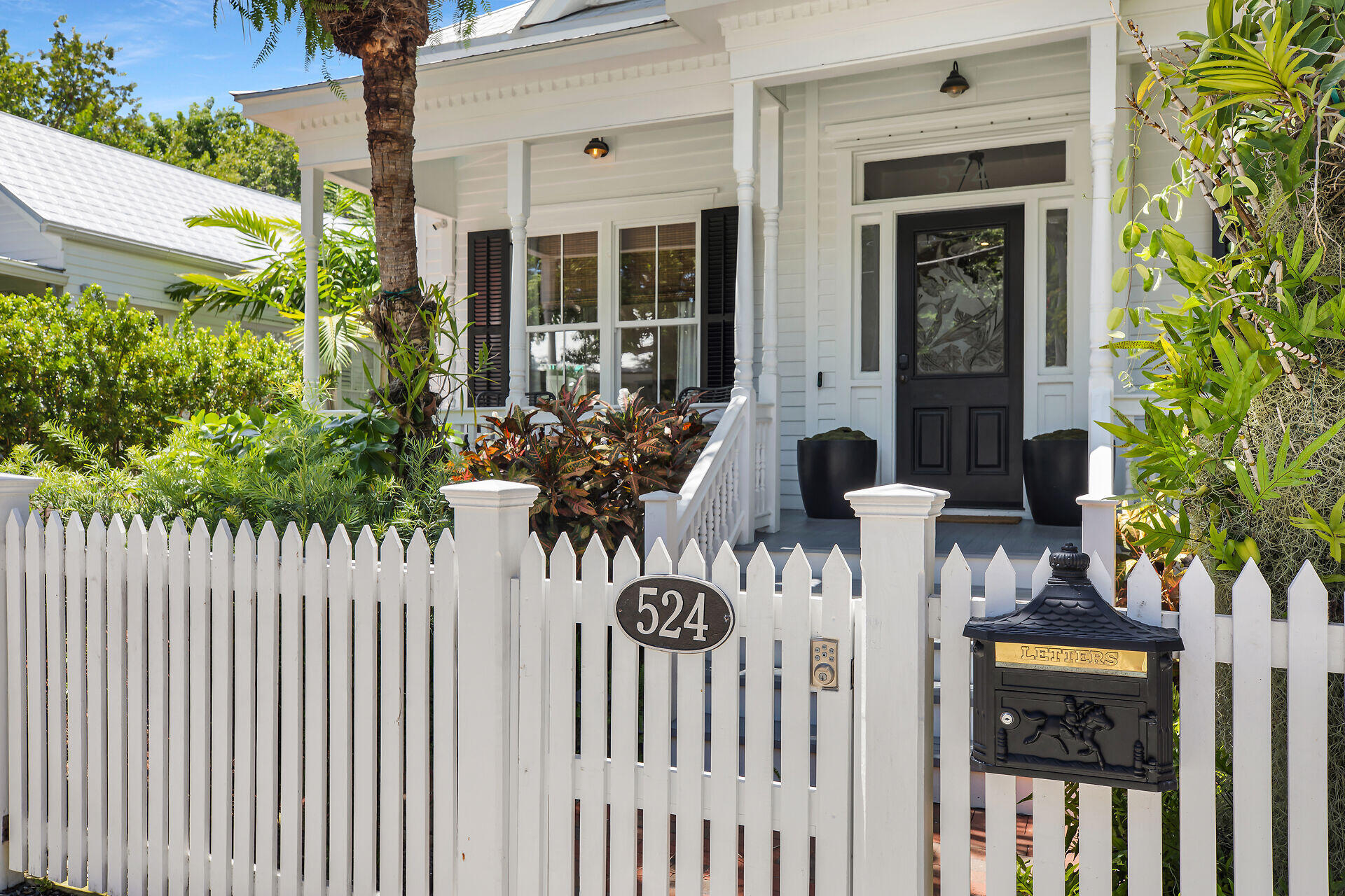 524 Frances Street