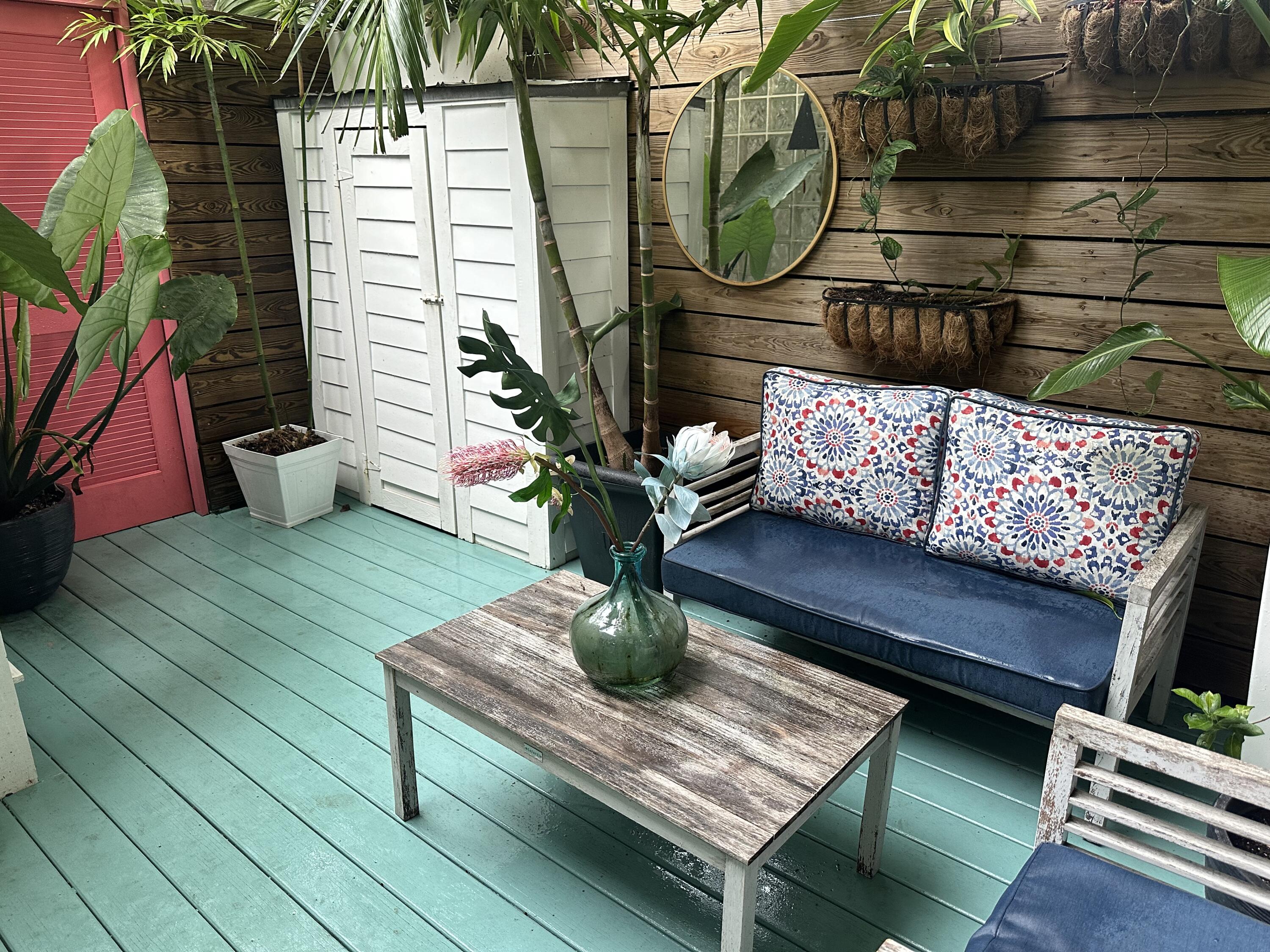 1012 Varela Street Unit: 2