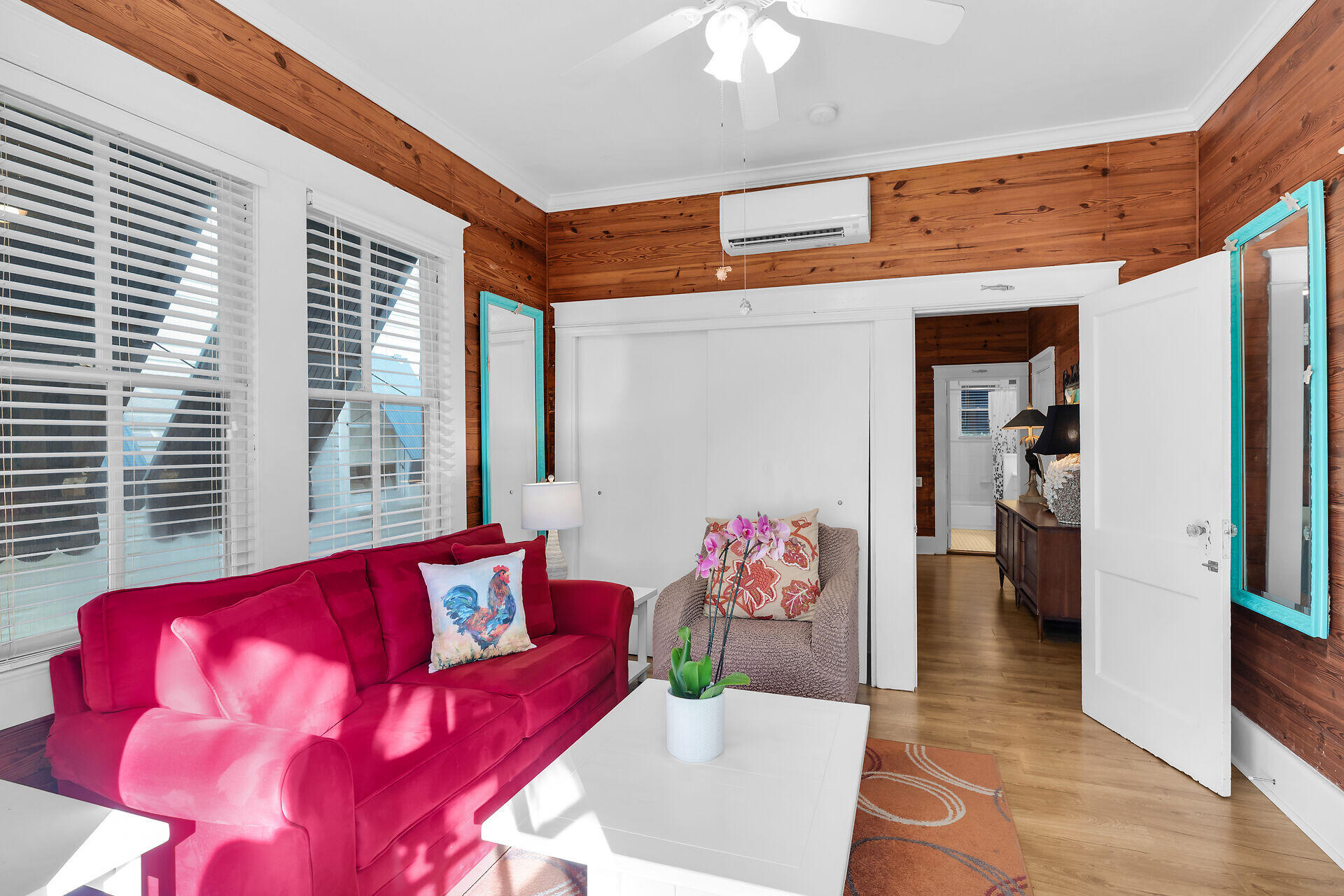 1205 Newton Street Unit: 1