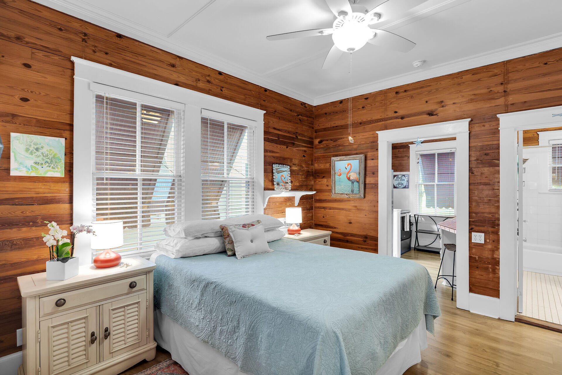 1205 Newton Street Unit: 1