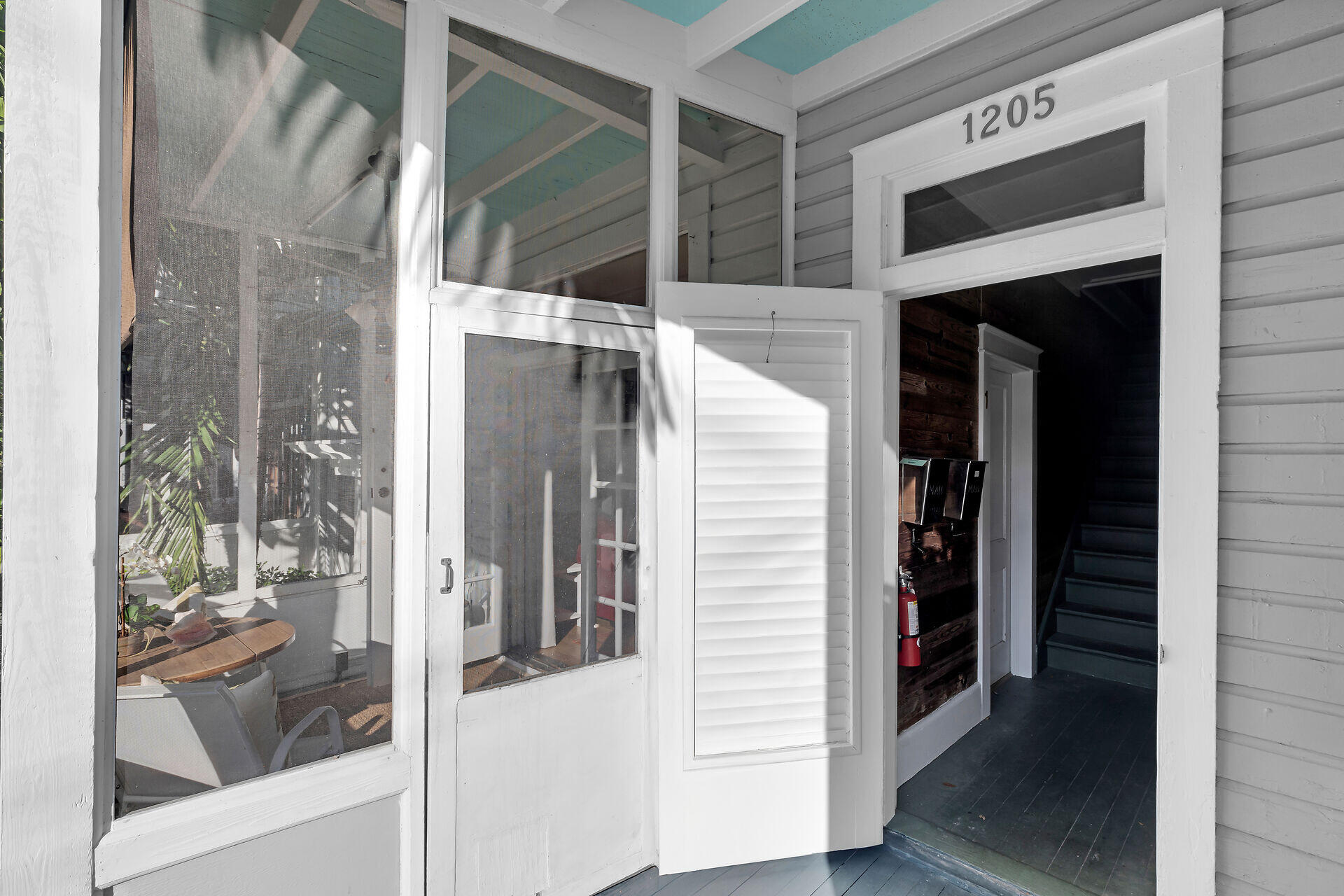1205 Newton Street Unit: 1