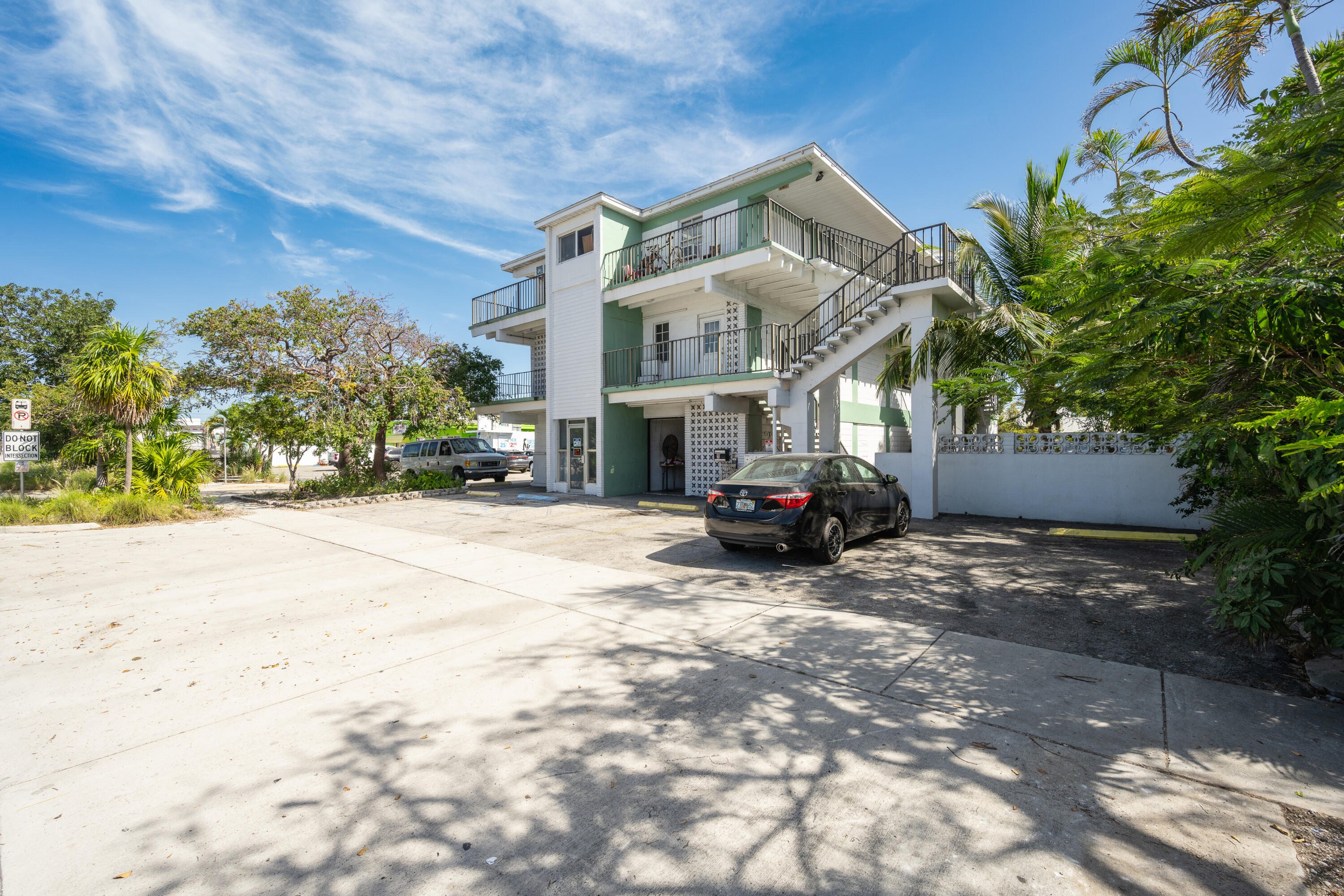 1812 Flagler Avenue