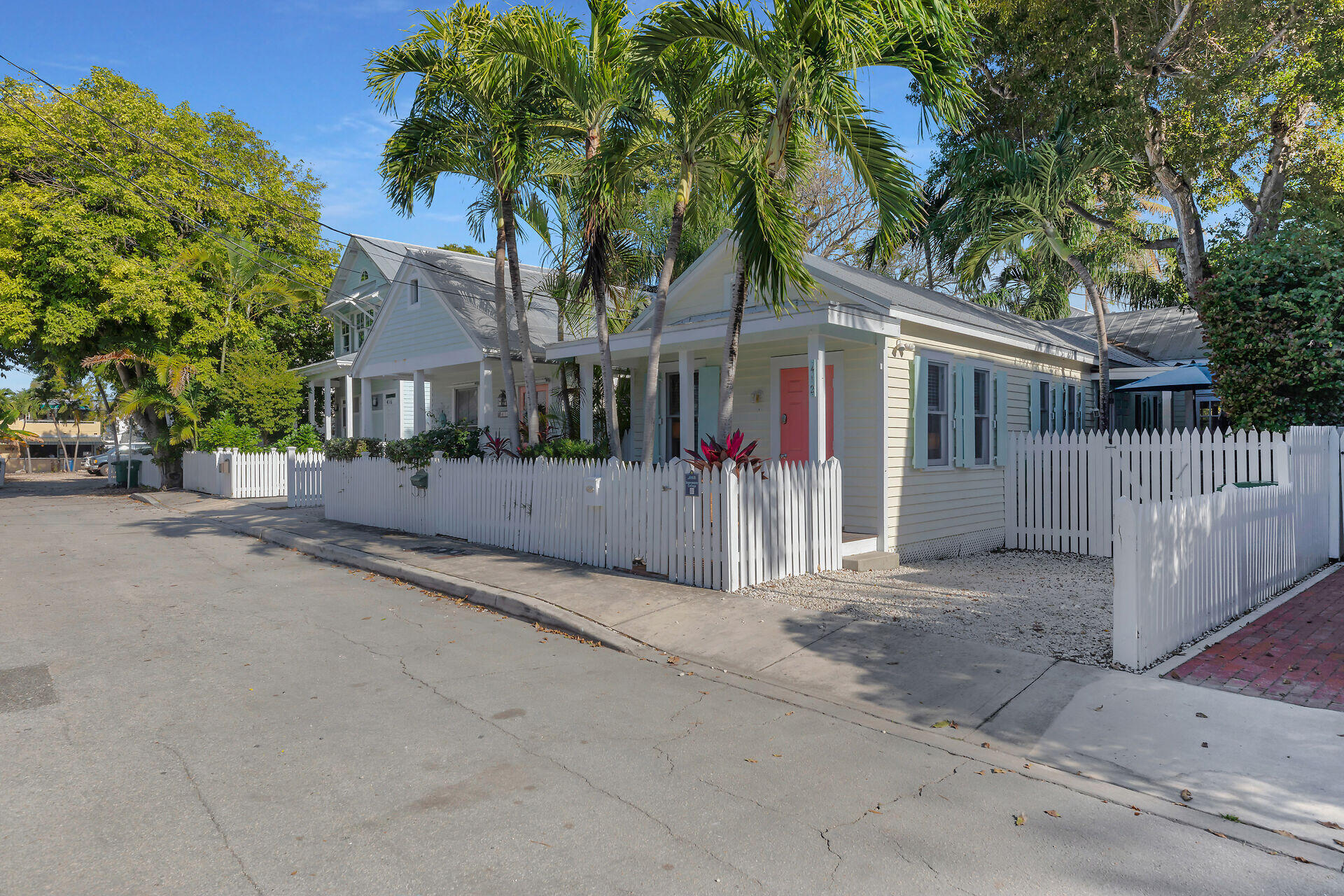 412 Louisa Street
