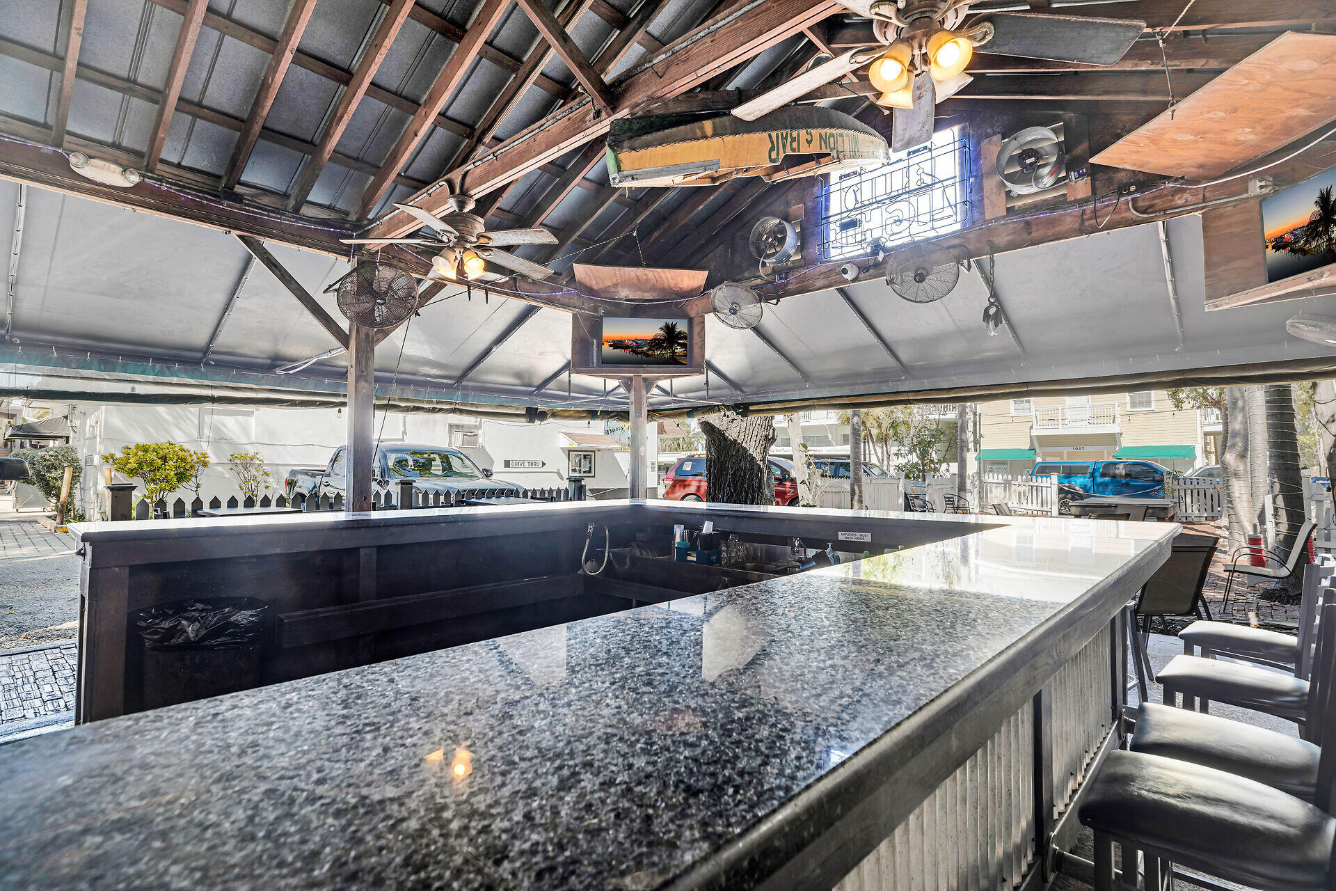 1000-1006 Truman Avenue