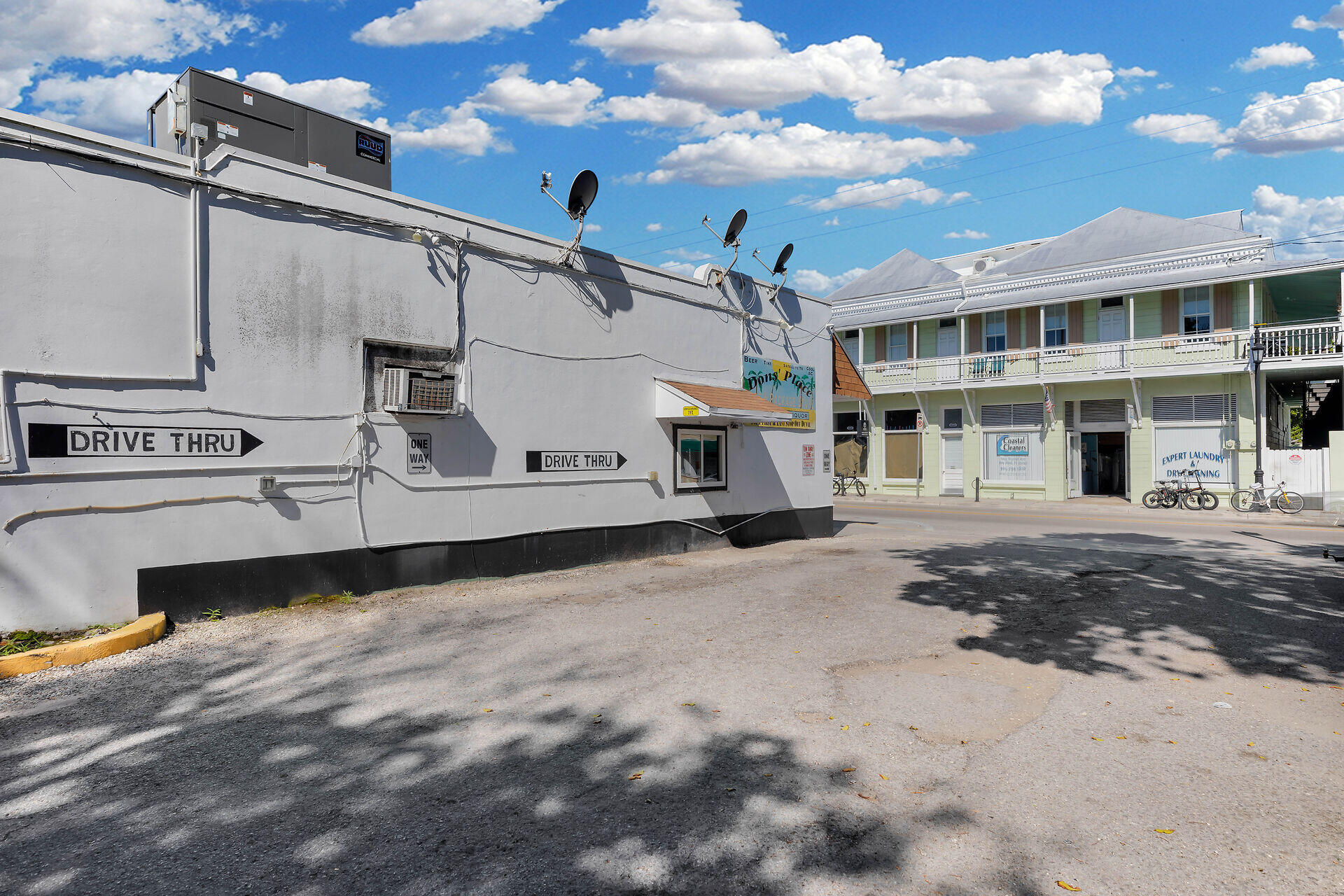 1000-1006 Truman Avenue