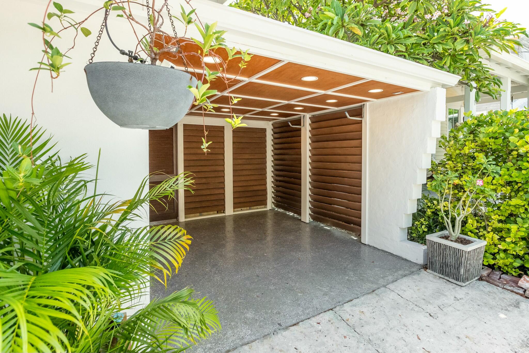 901 Packer Street
