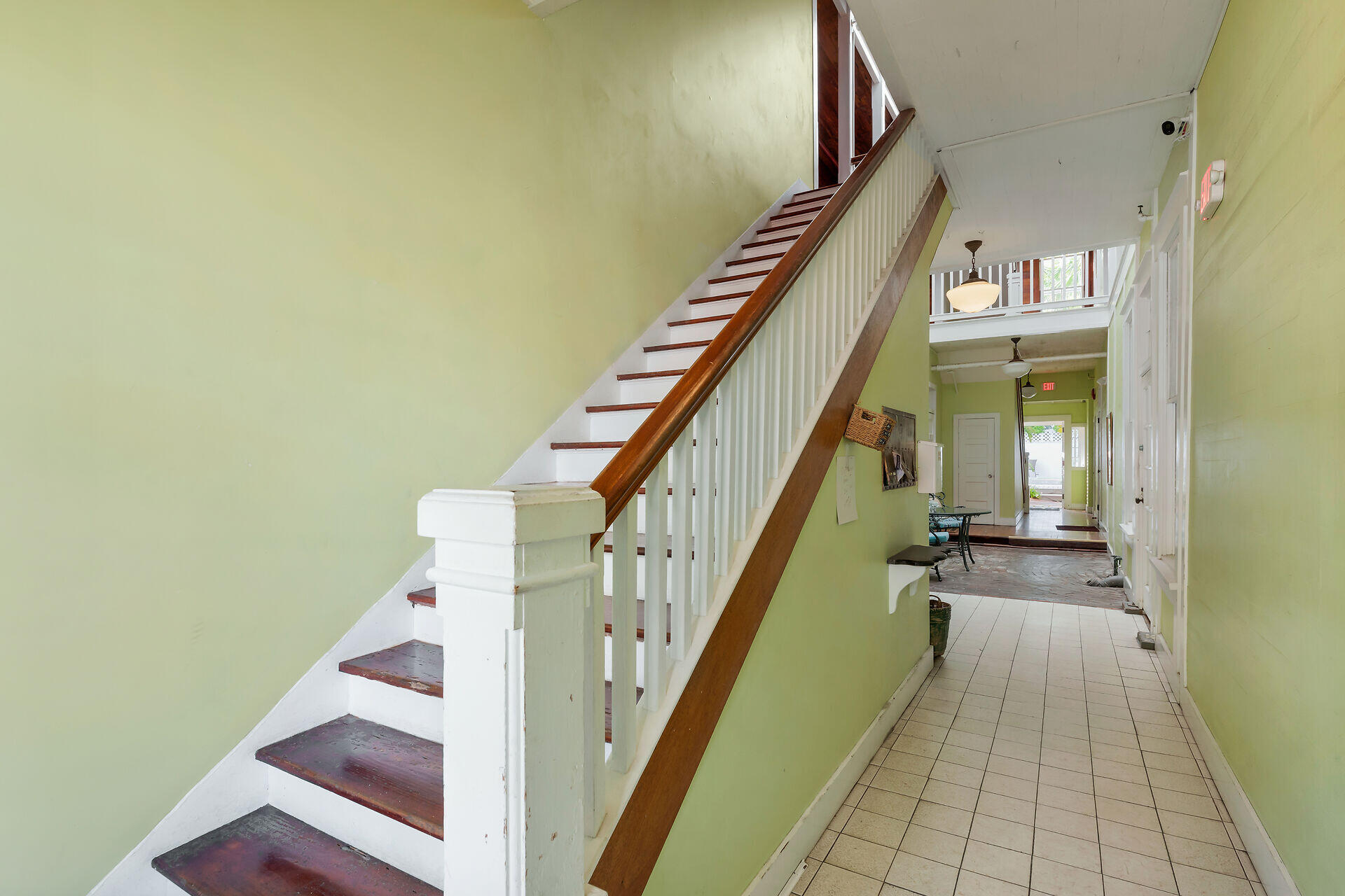 812 Fleming Street Unit: 2