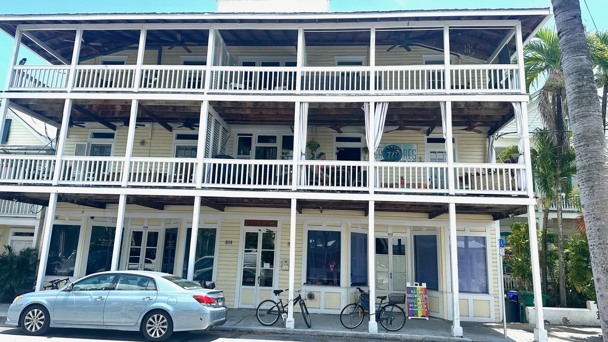 812 Fleming Street Unit: 2
