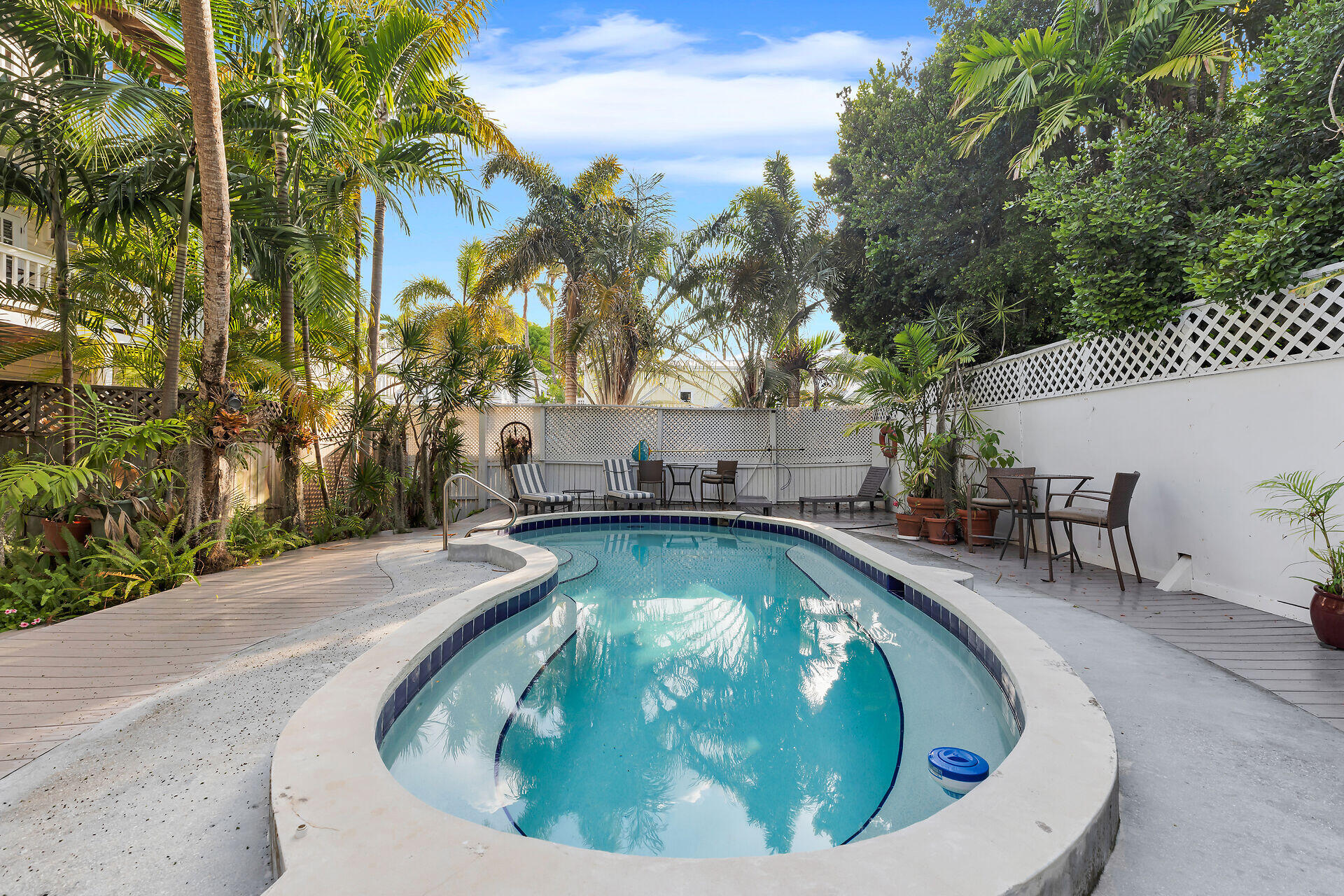 812 Fleming Street Unit: 2