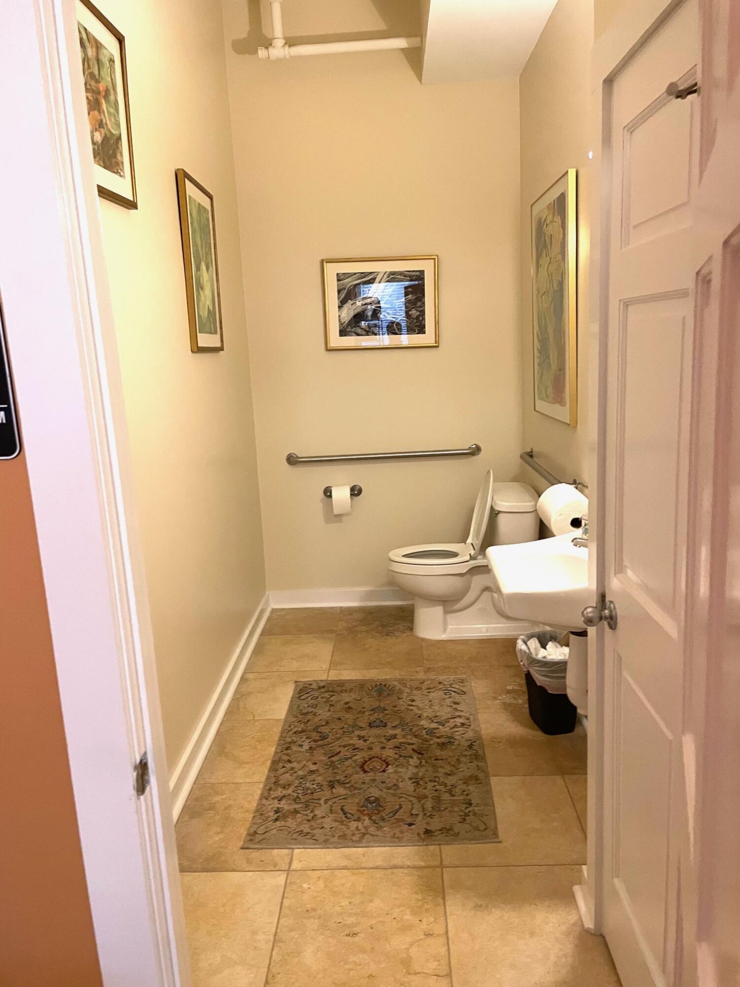 812 Fleming Street Unit: 2