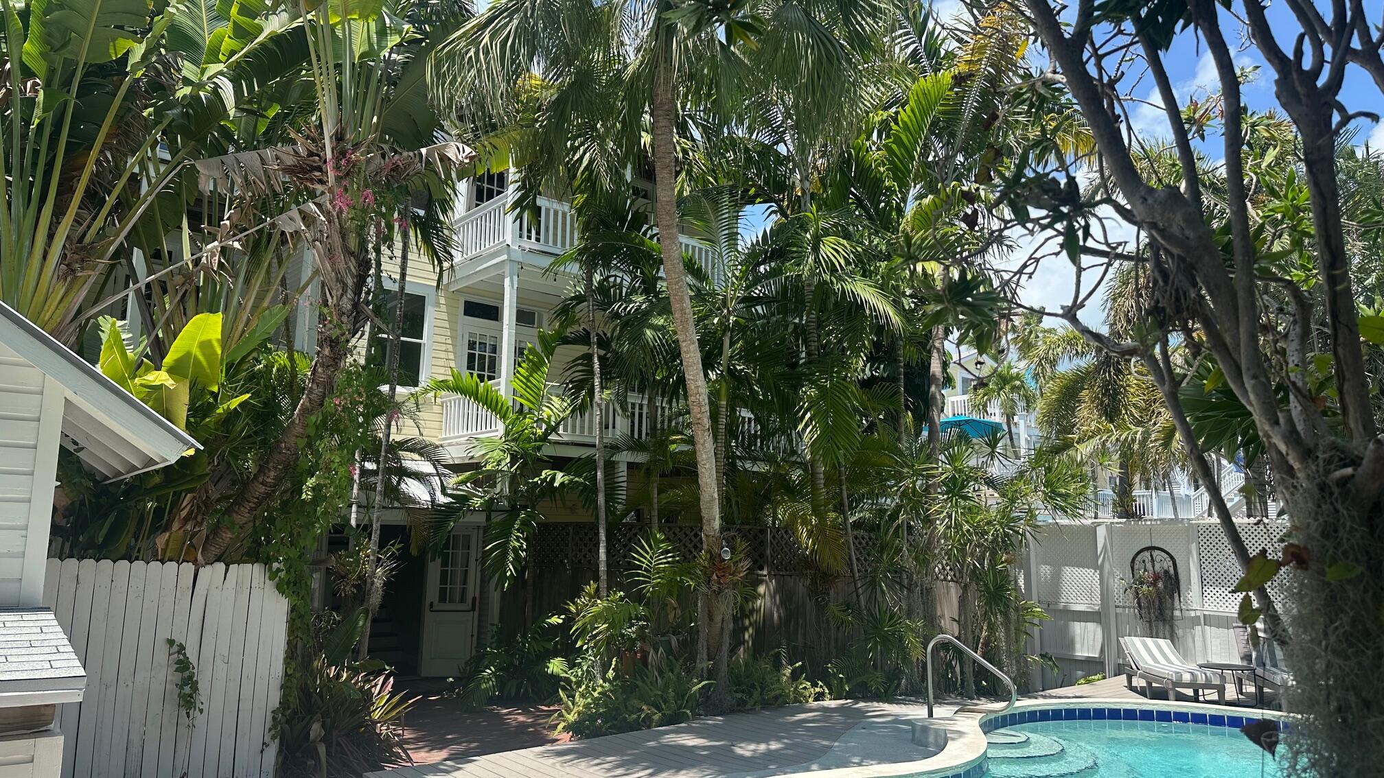 812 Fleming Street Unit: 2
