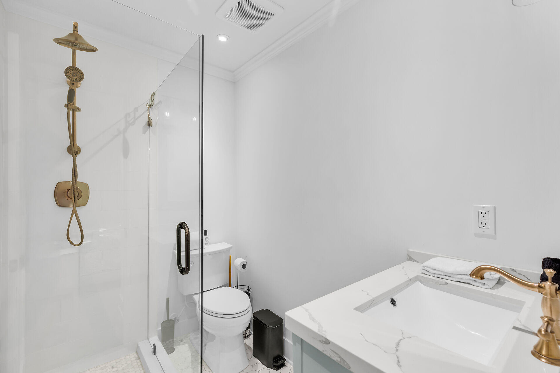 13 Arbutus Drive