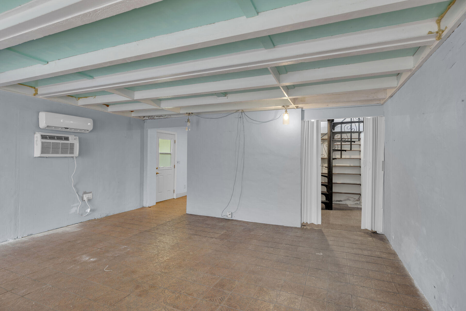 1405-1409 United Street