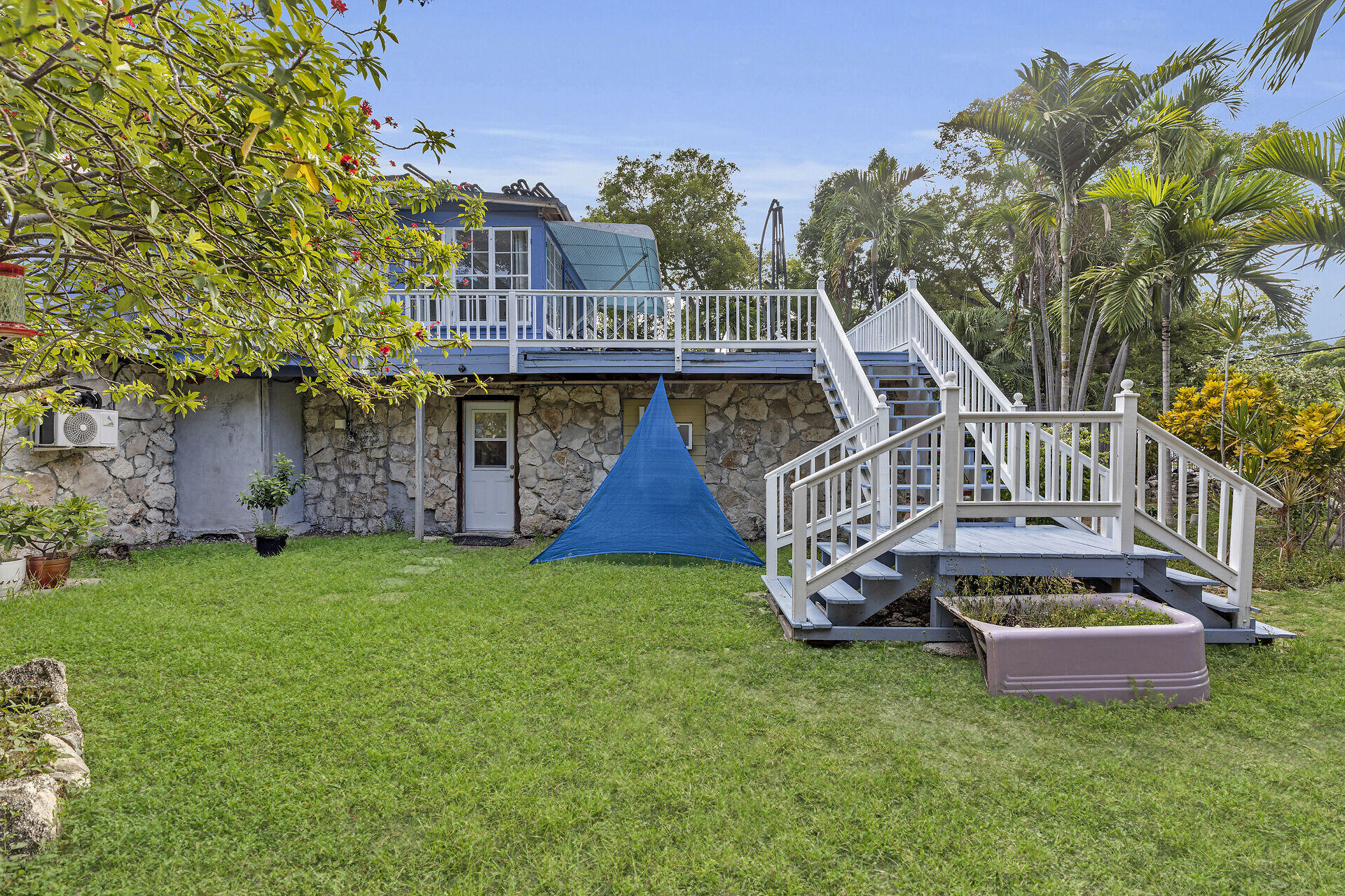 1405-1409 United Street