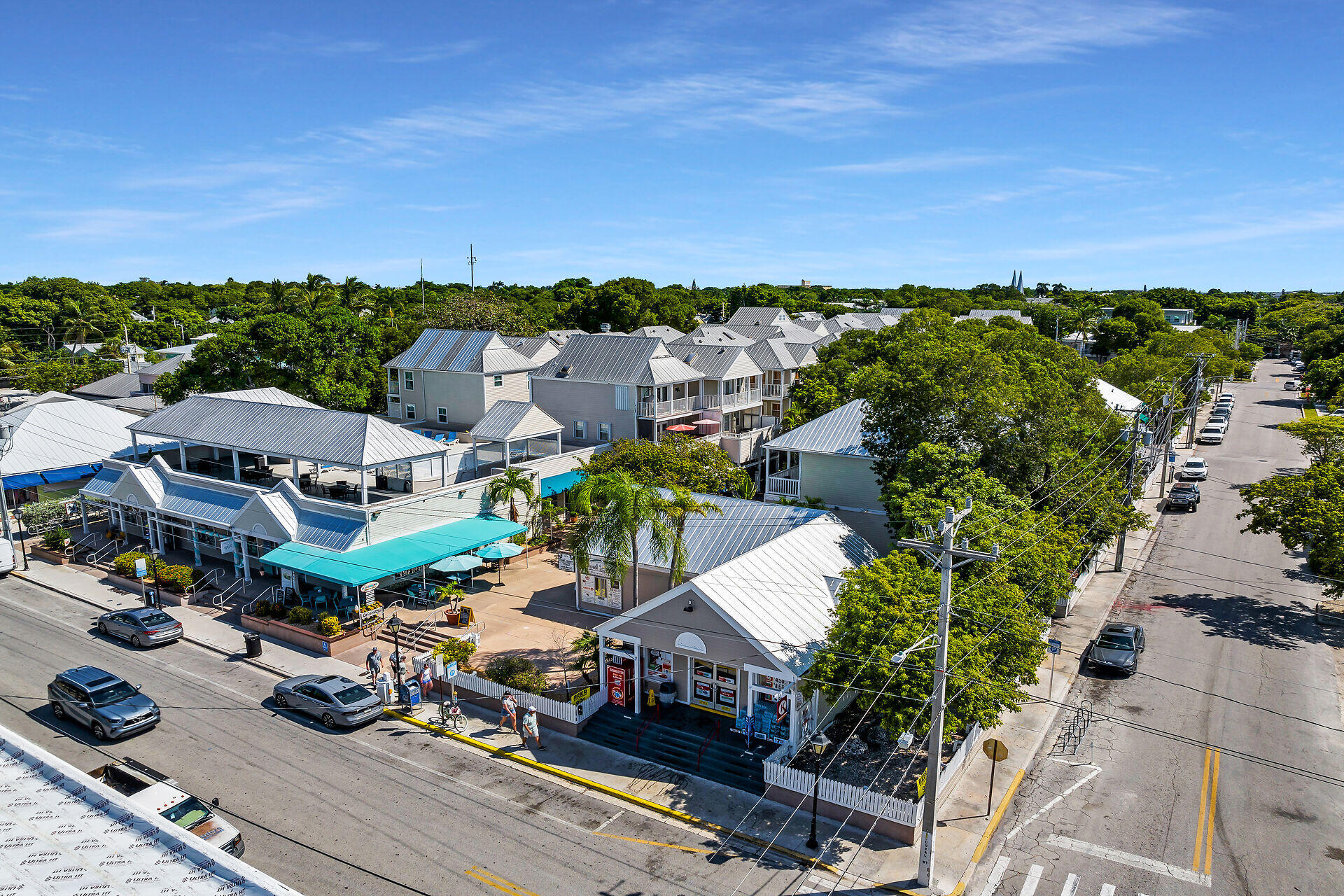 1075 Duval Street Unit: R10