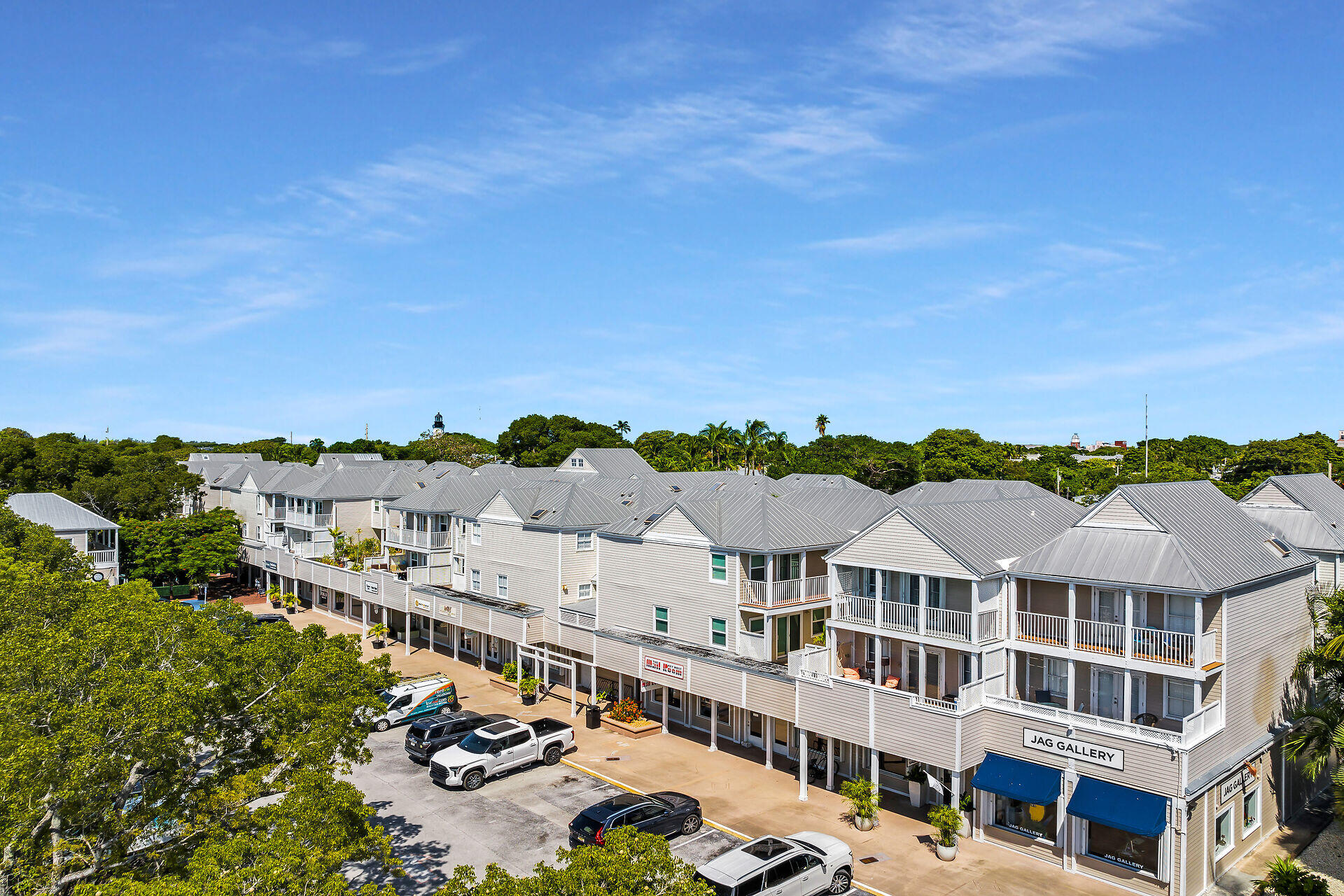1075 Duval Street Unit: R10