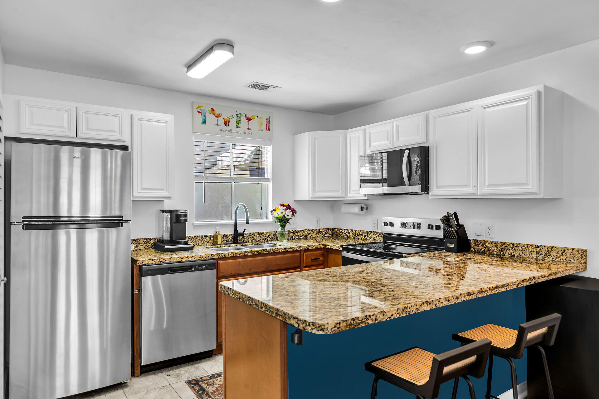 1075 Duval Street Unit: R10