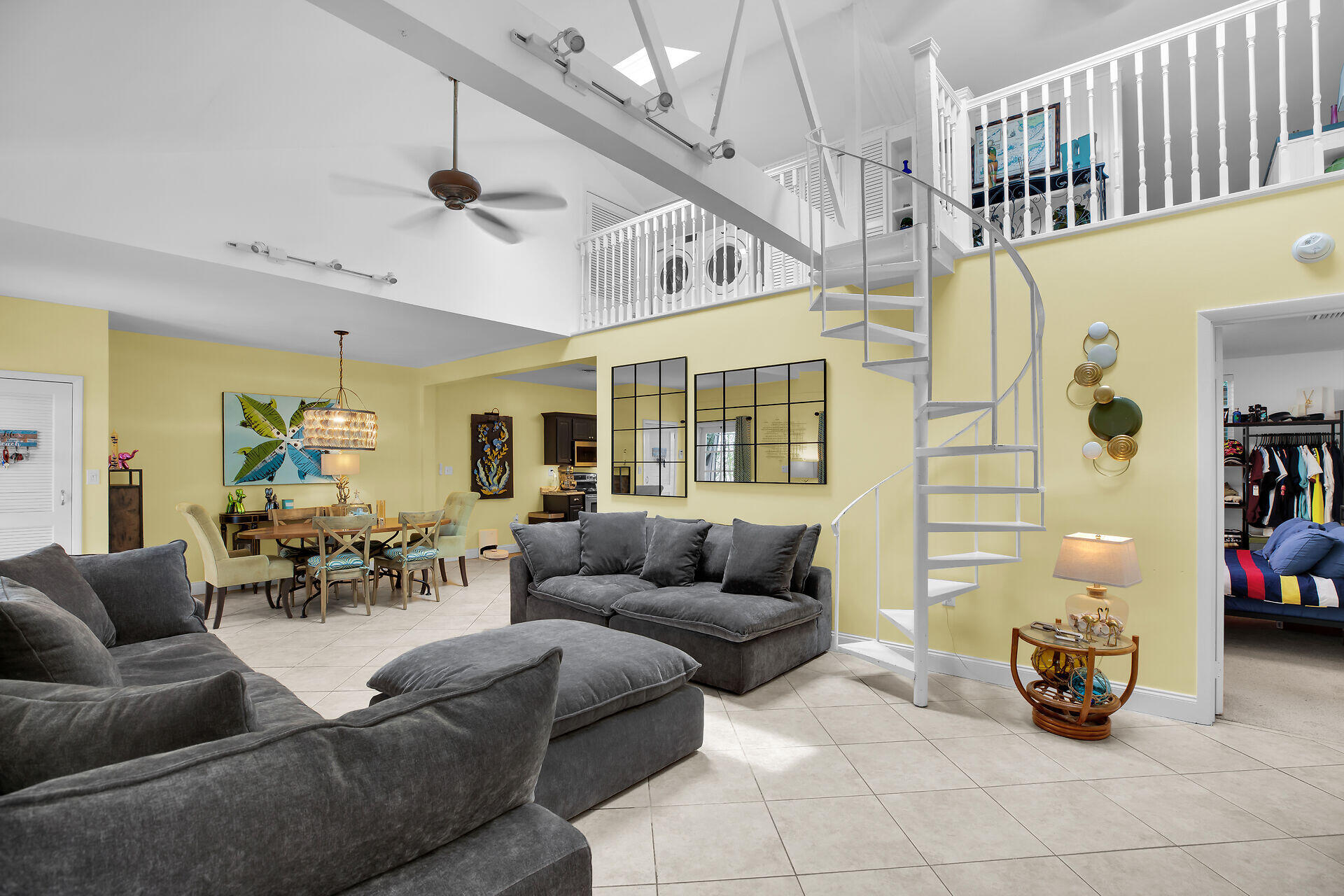 1209 Truman Avenue Unit: 5