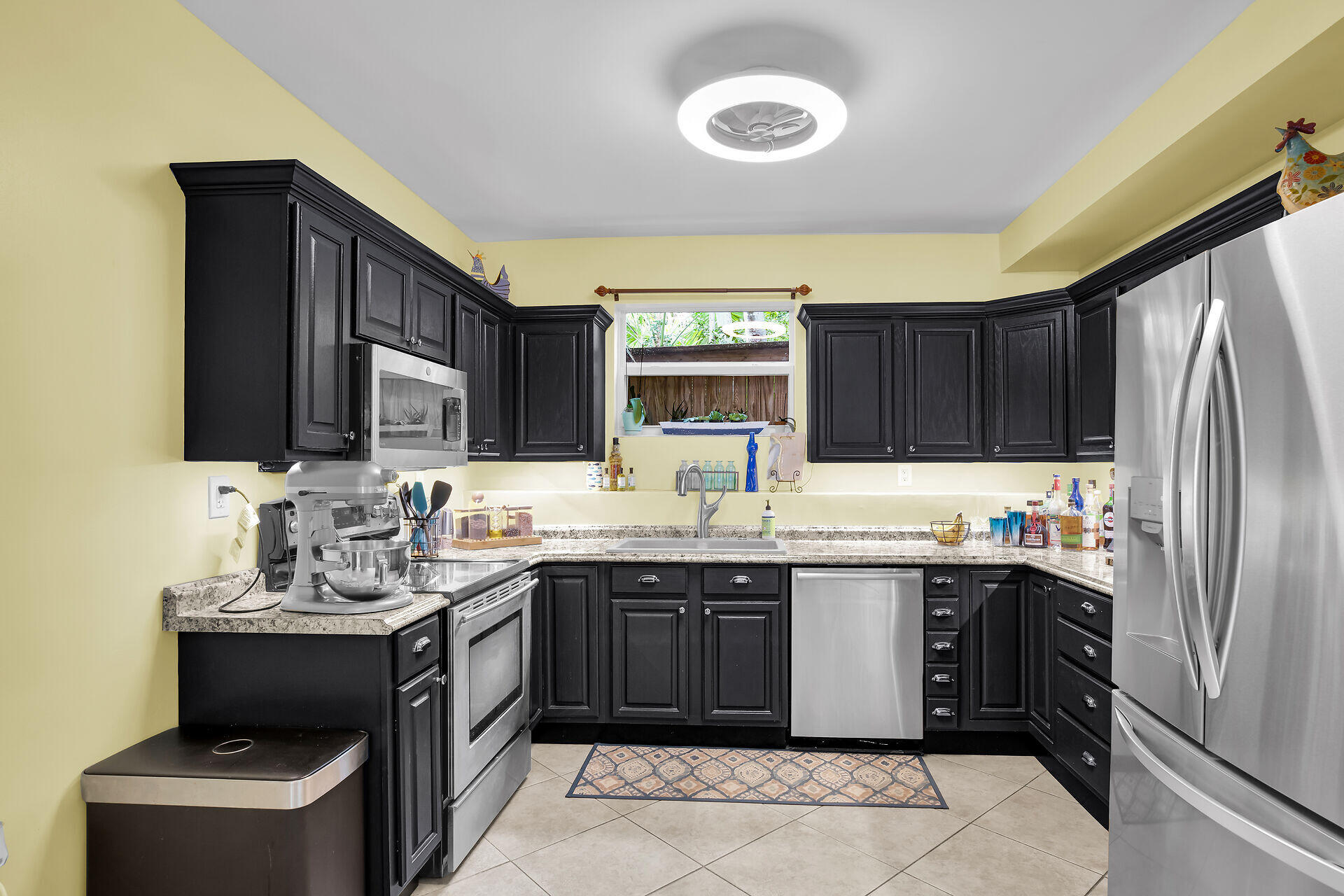 1209 Truman Avenue Unit: 5