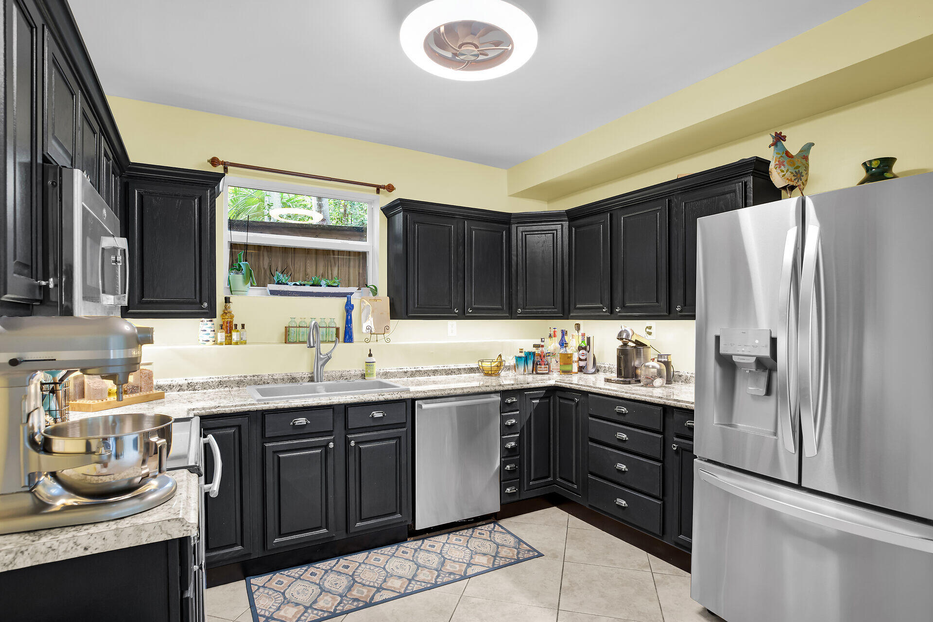 1209 Truman Avenue Unit: 5