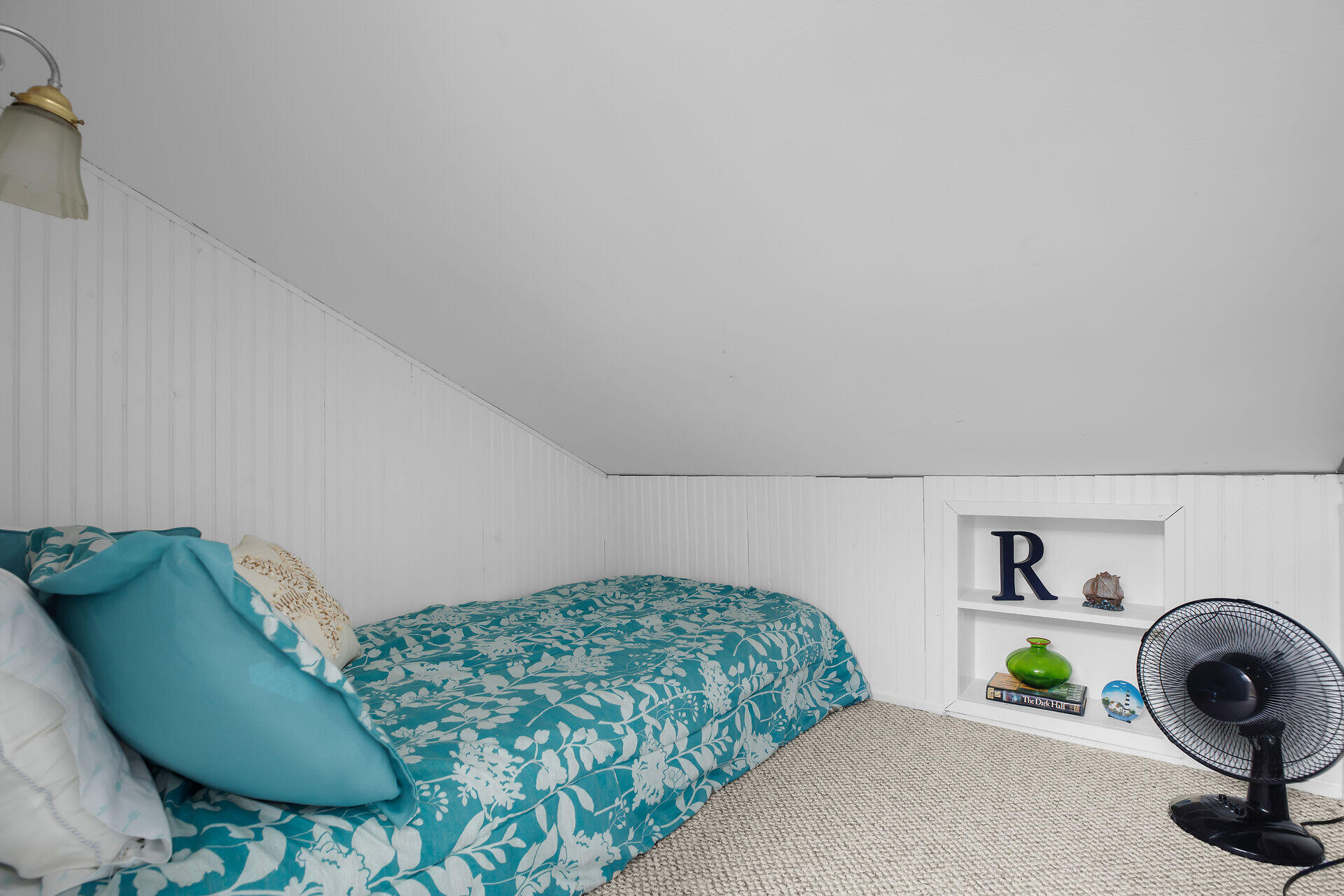 1209 Truman Avenue Unit: 5