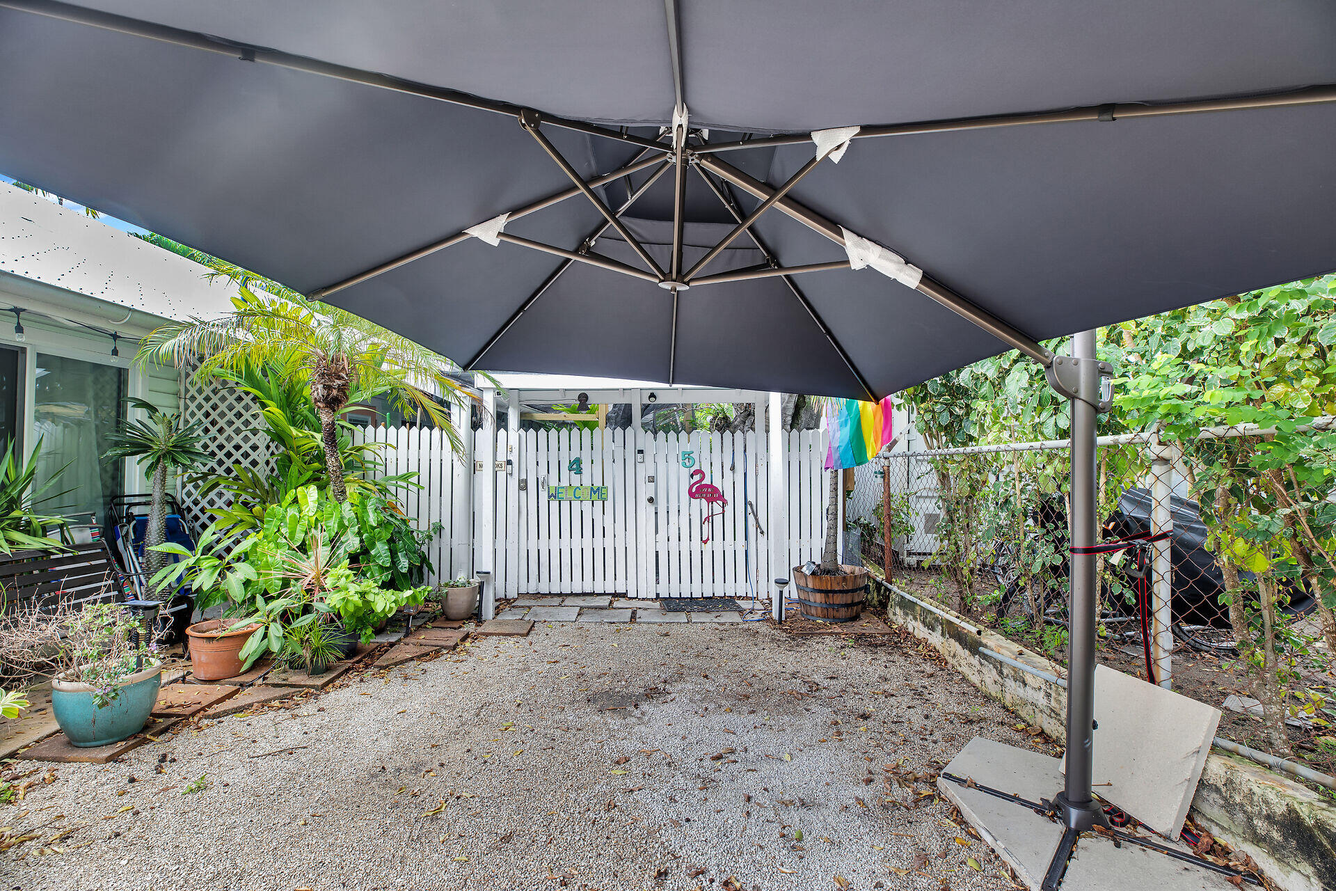 1209 Truman Avenue Unit: 5