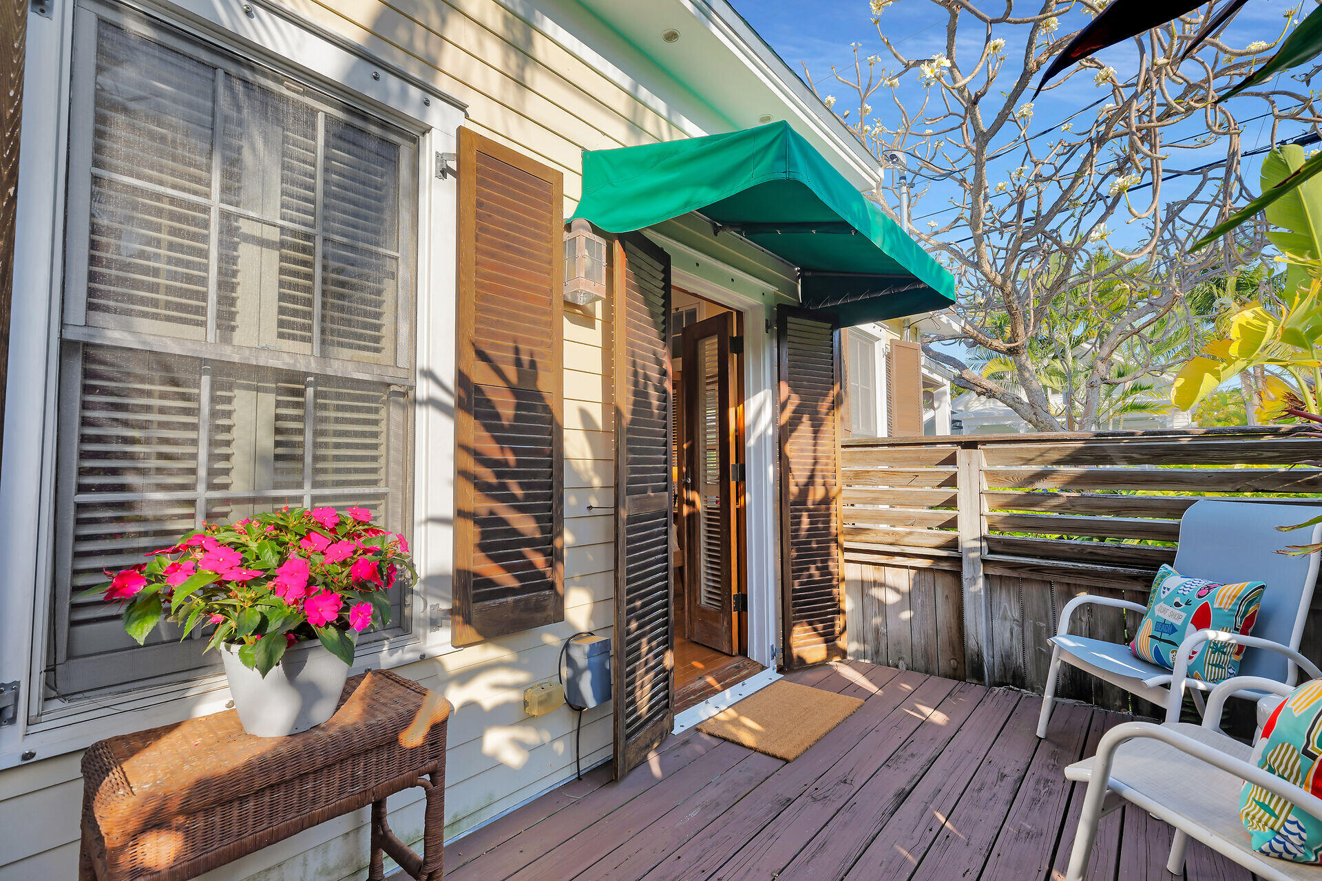 1320 Eliza Street