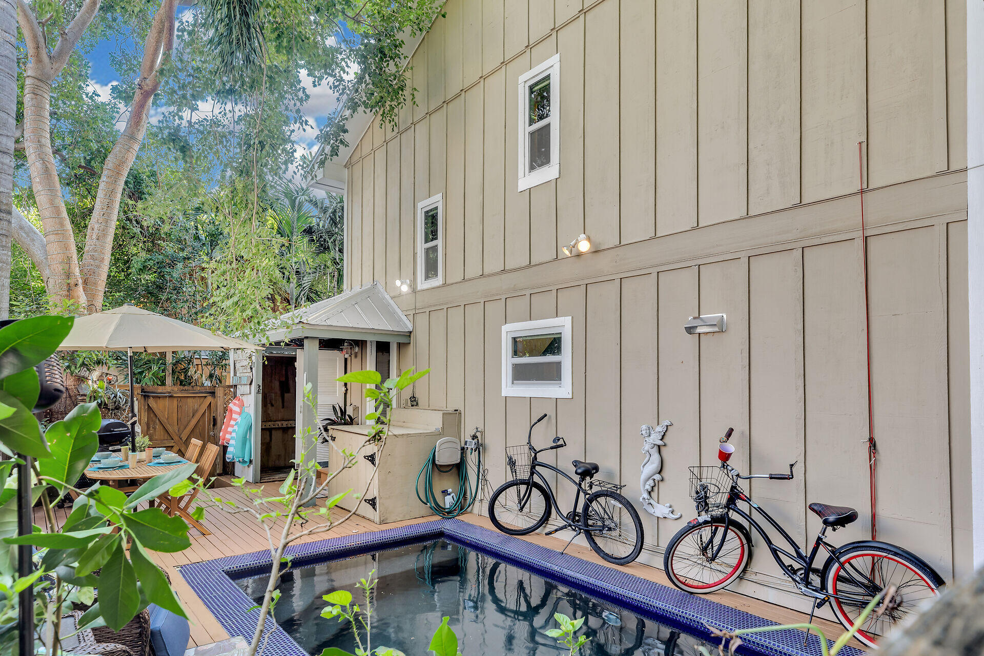 808 Virginia Street Unit: 4
