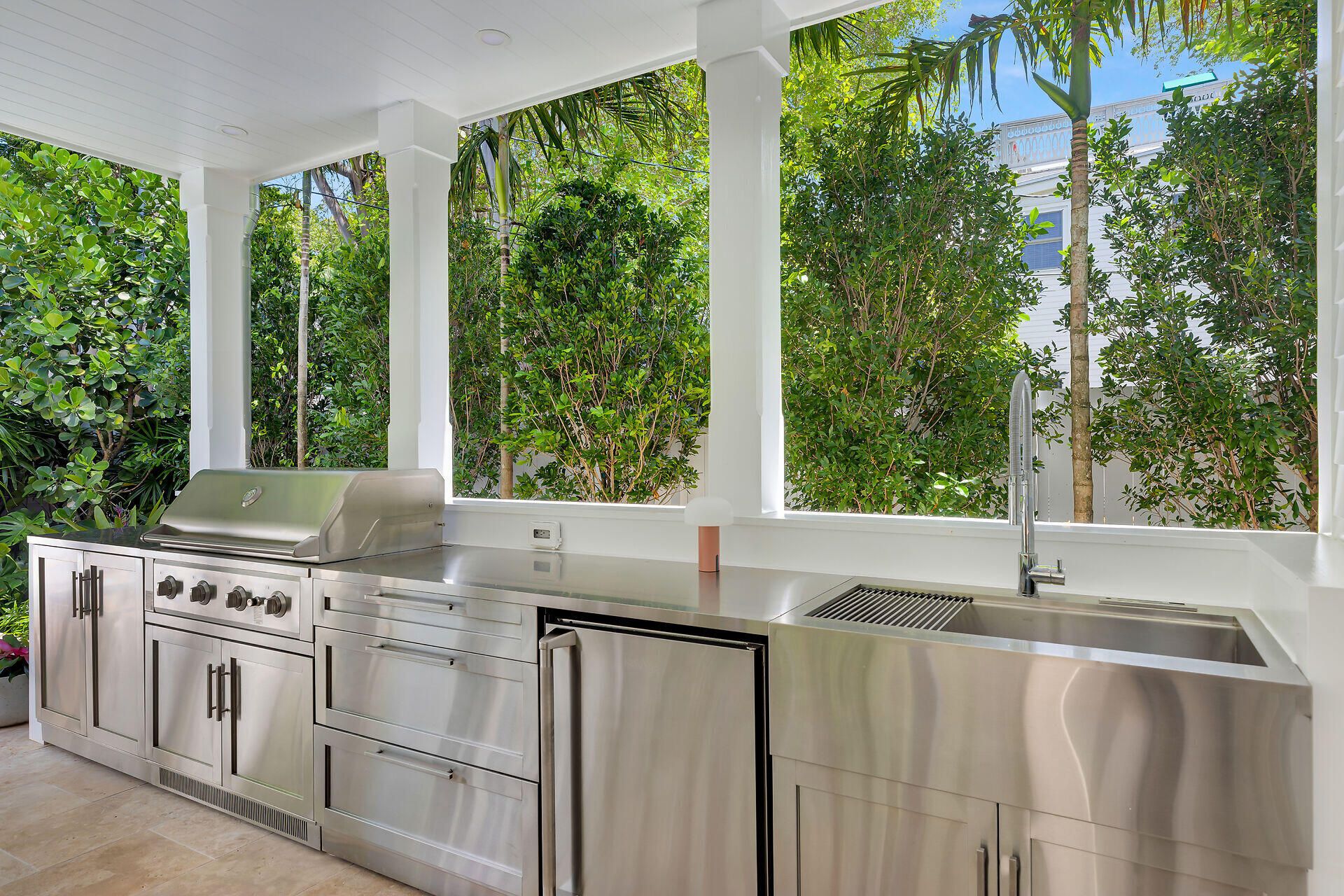 317 Whitehead Street